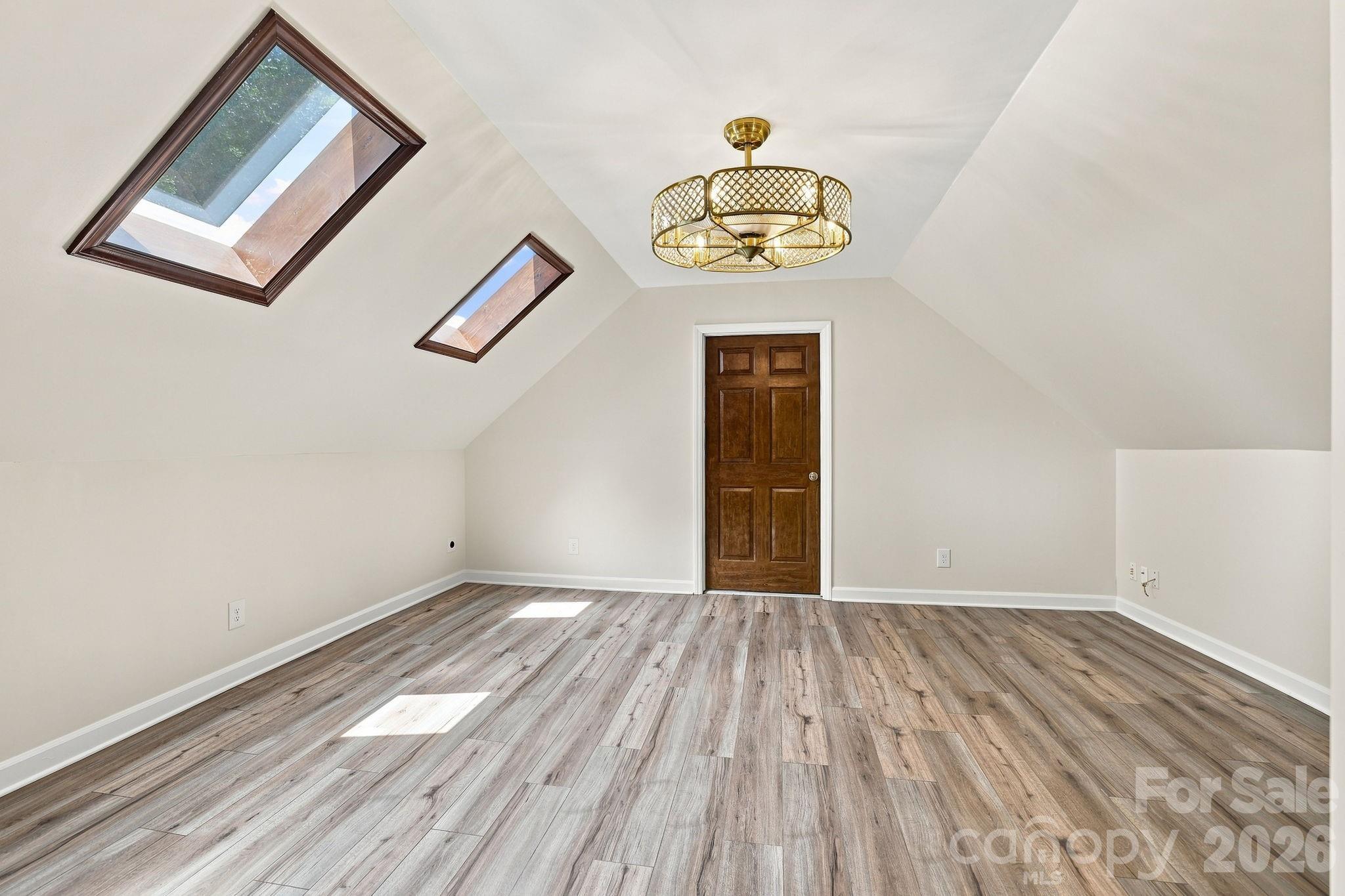 514 Belwood Drive — Belmont