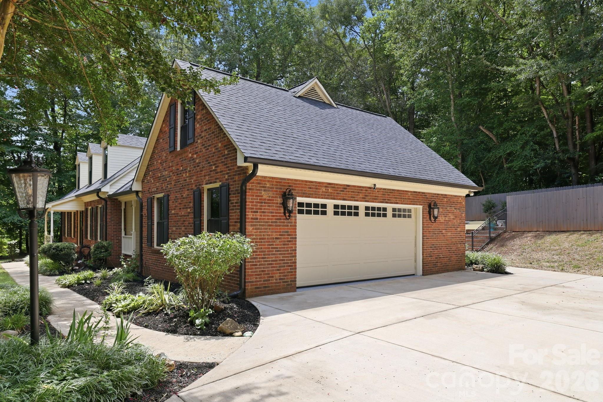 514 Belwood Drive — Belmont