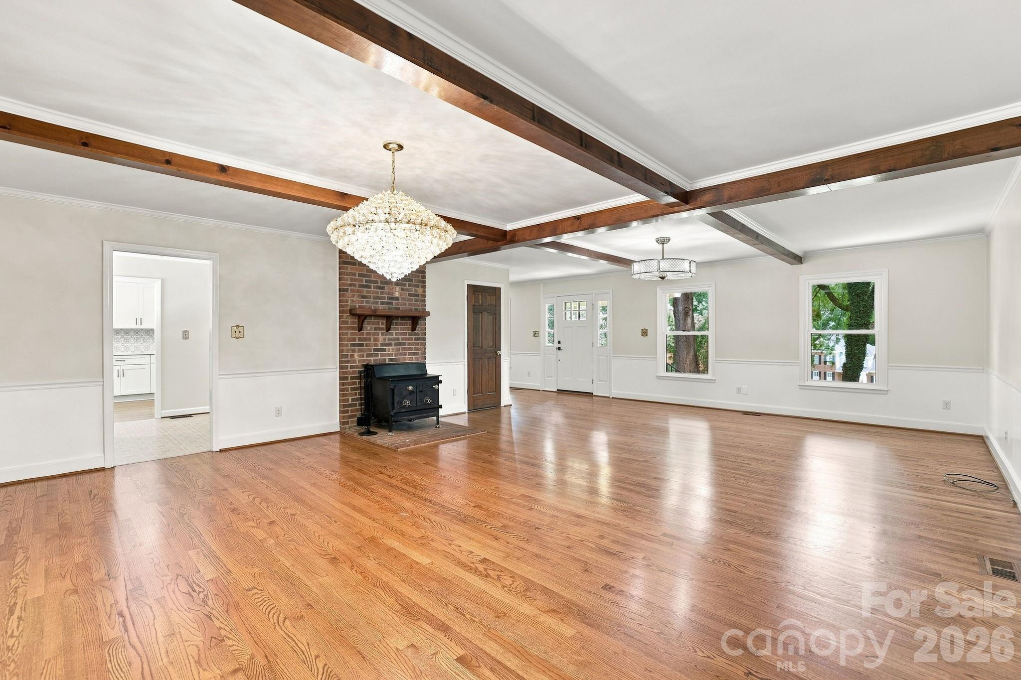 514 Belwood Drive — Belmont