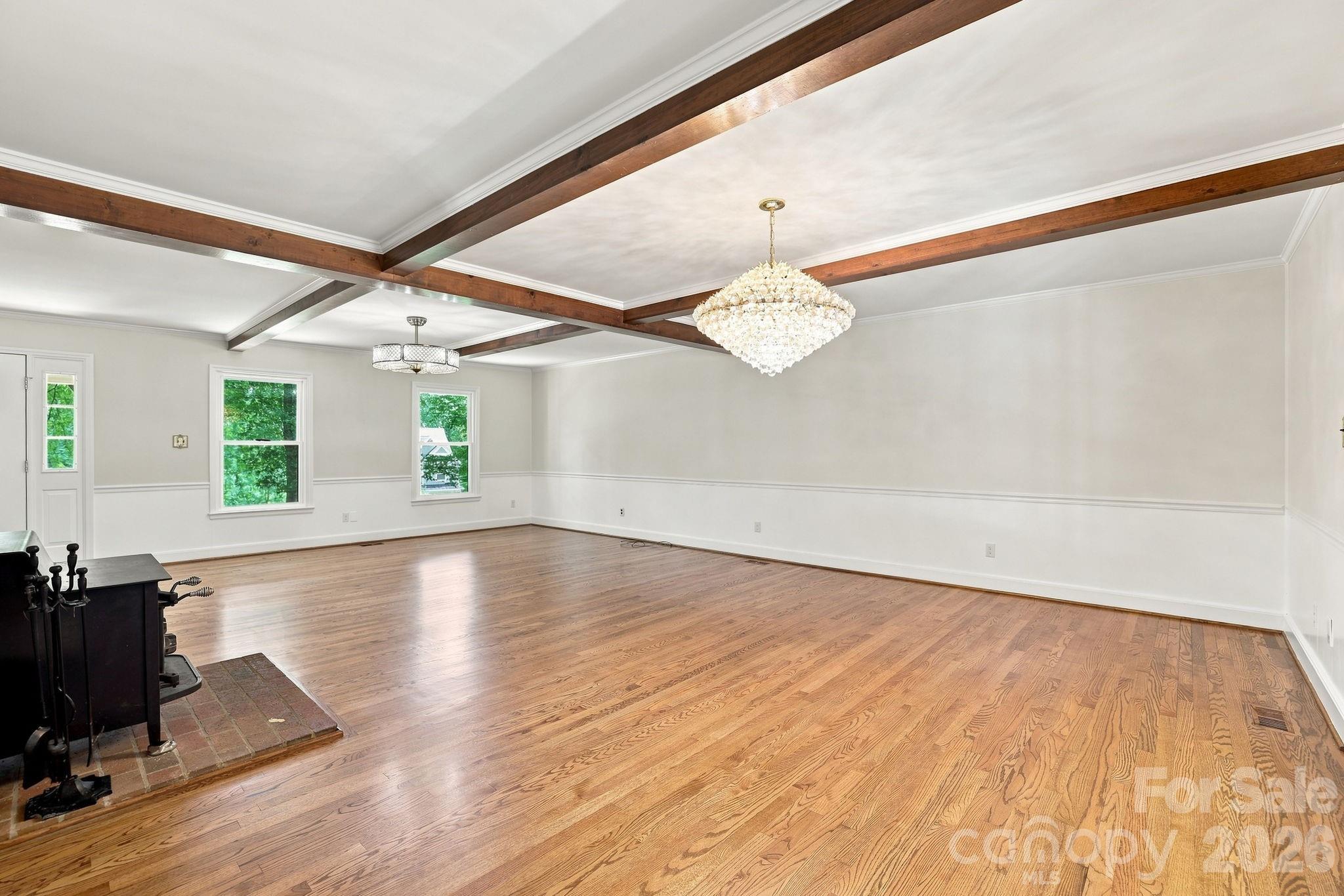514 Belwood Drive — Belmont