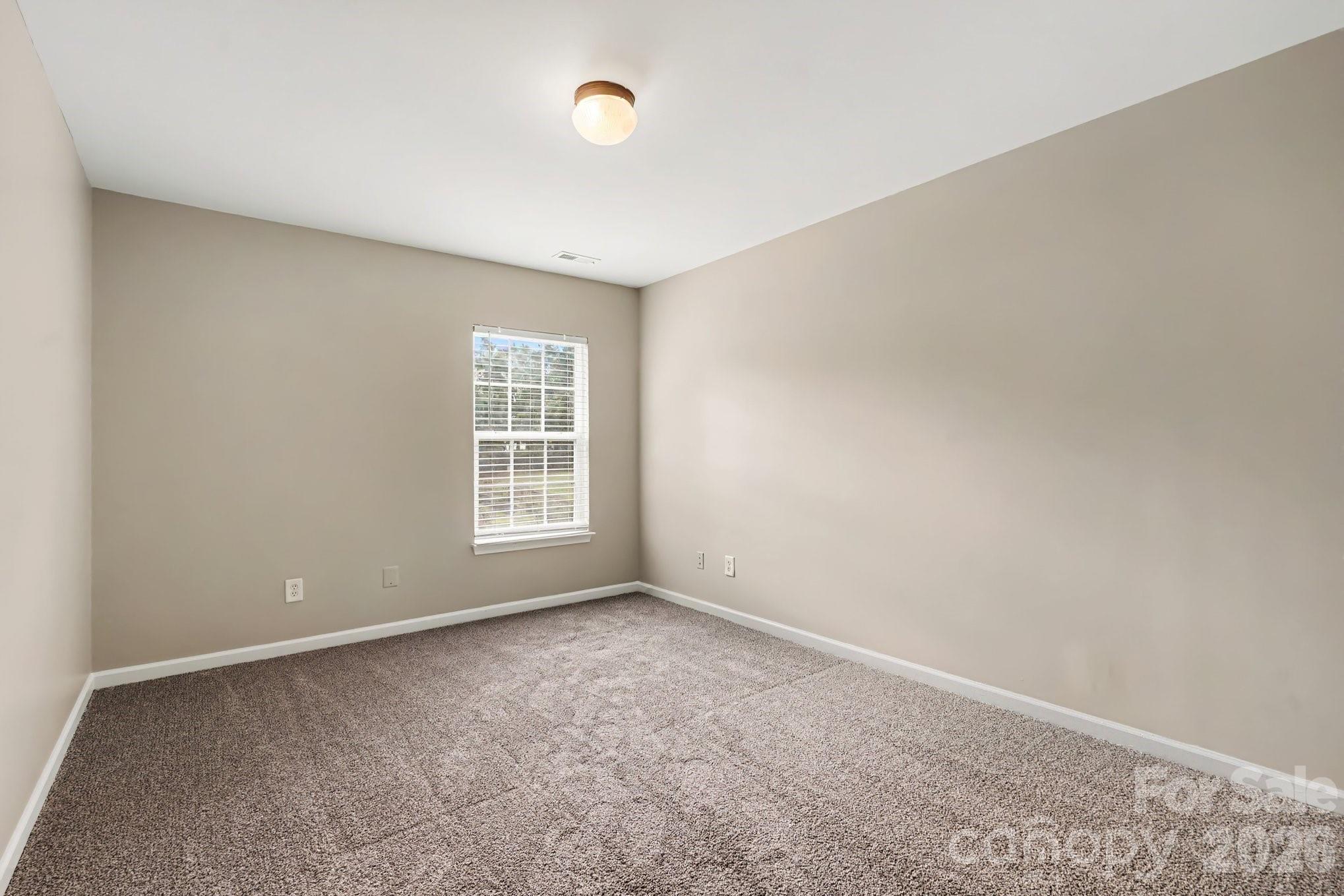 10035 Barrands Lane — Charlotte
