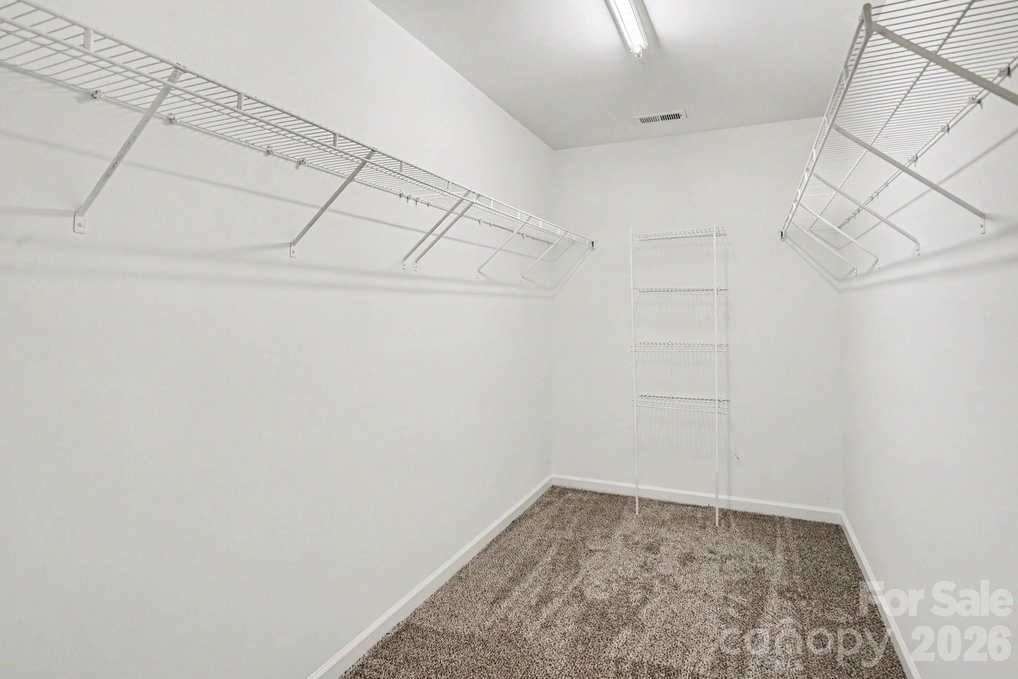 10035 Barrands Lane — Charlotte