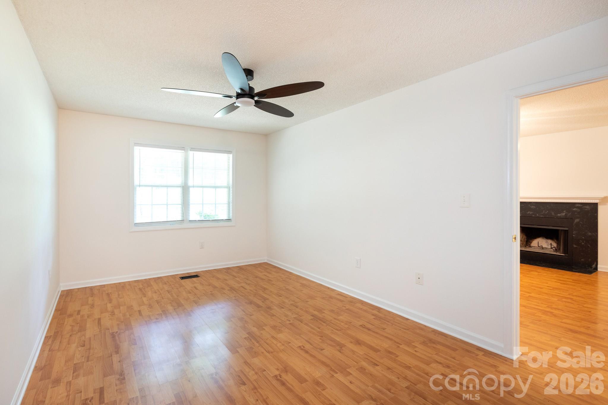820 SE Clearview Court SE — Concord