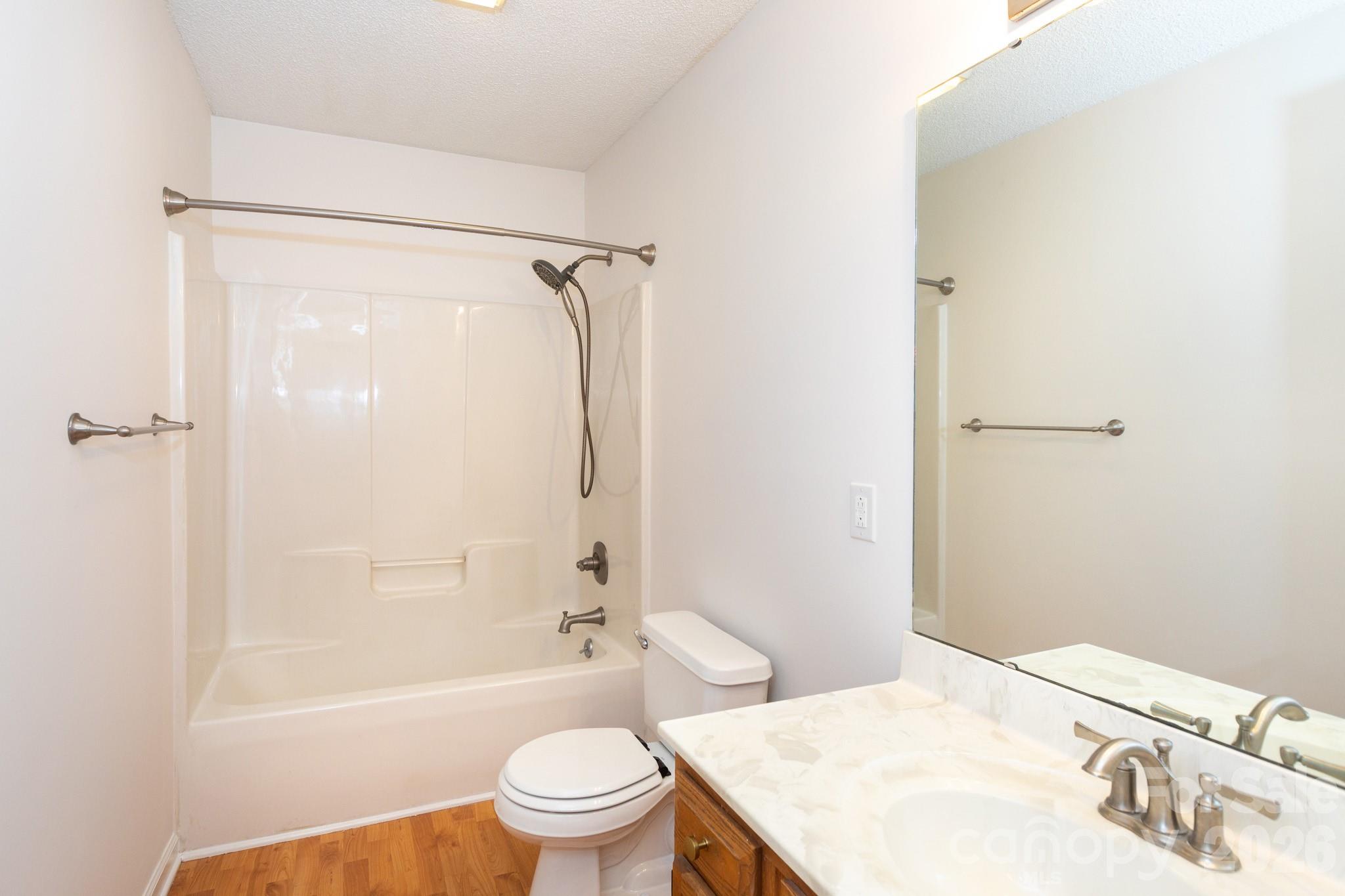 820 SE Clearview Court SE — Concord