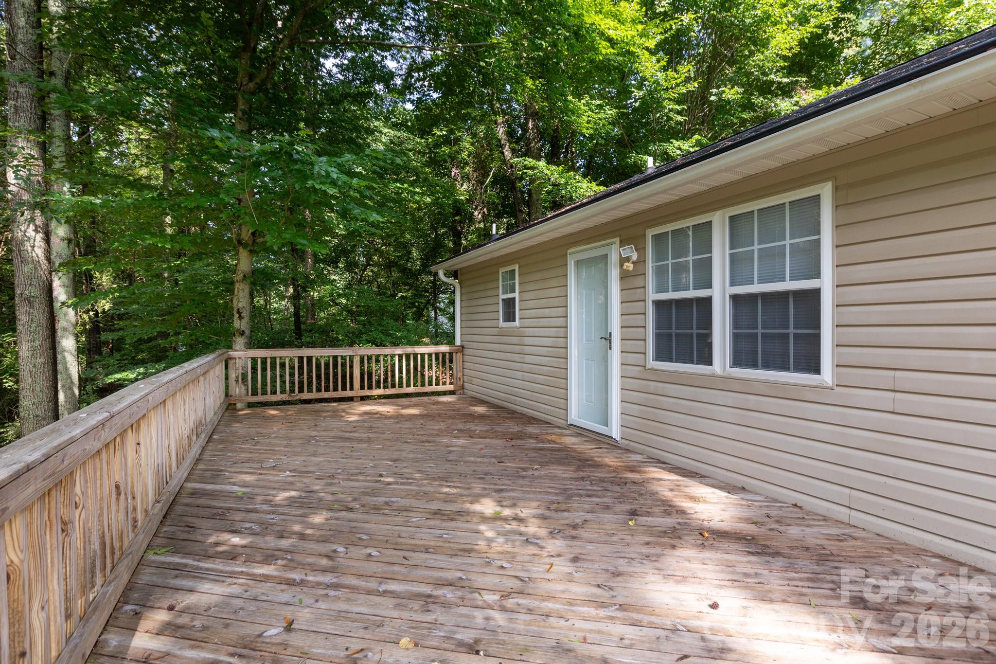 820 SE Clearview Court SE — Concord