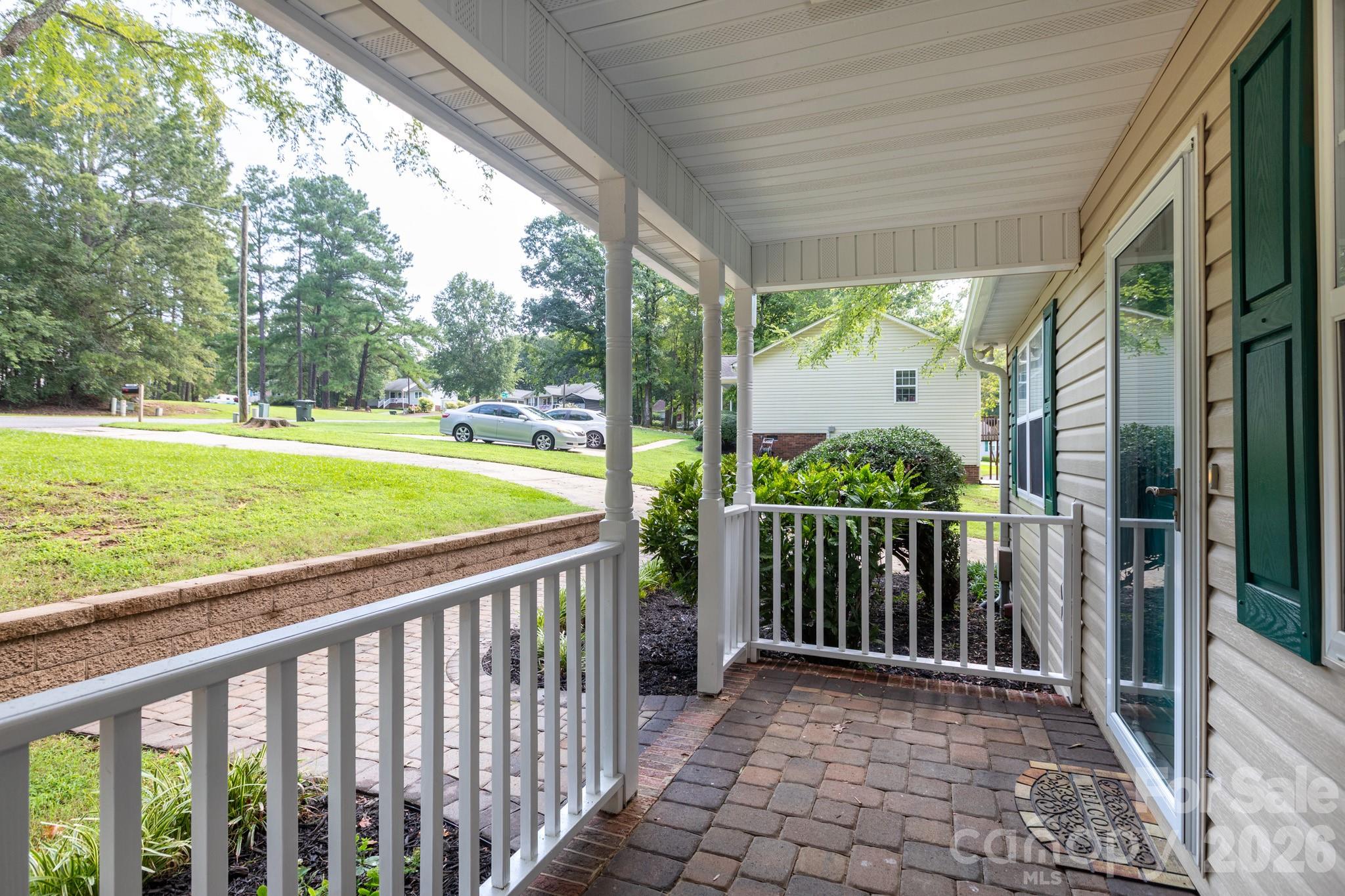 820 SE Clearview Court SE — Concord