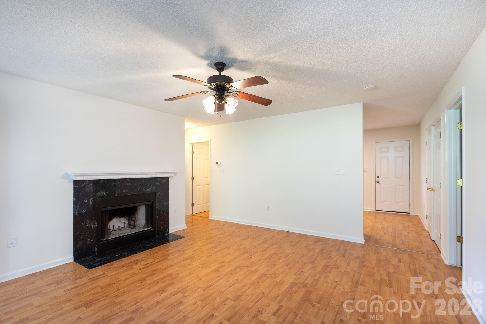 820 SE Clearview Court SE — Concord