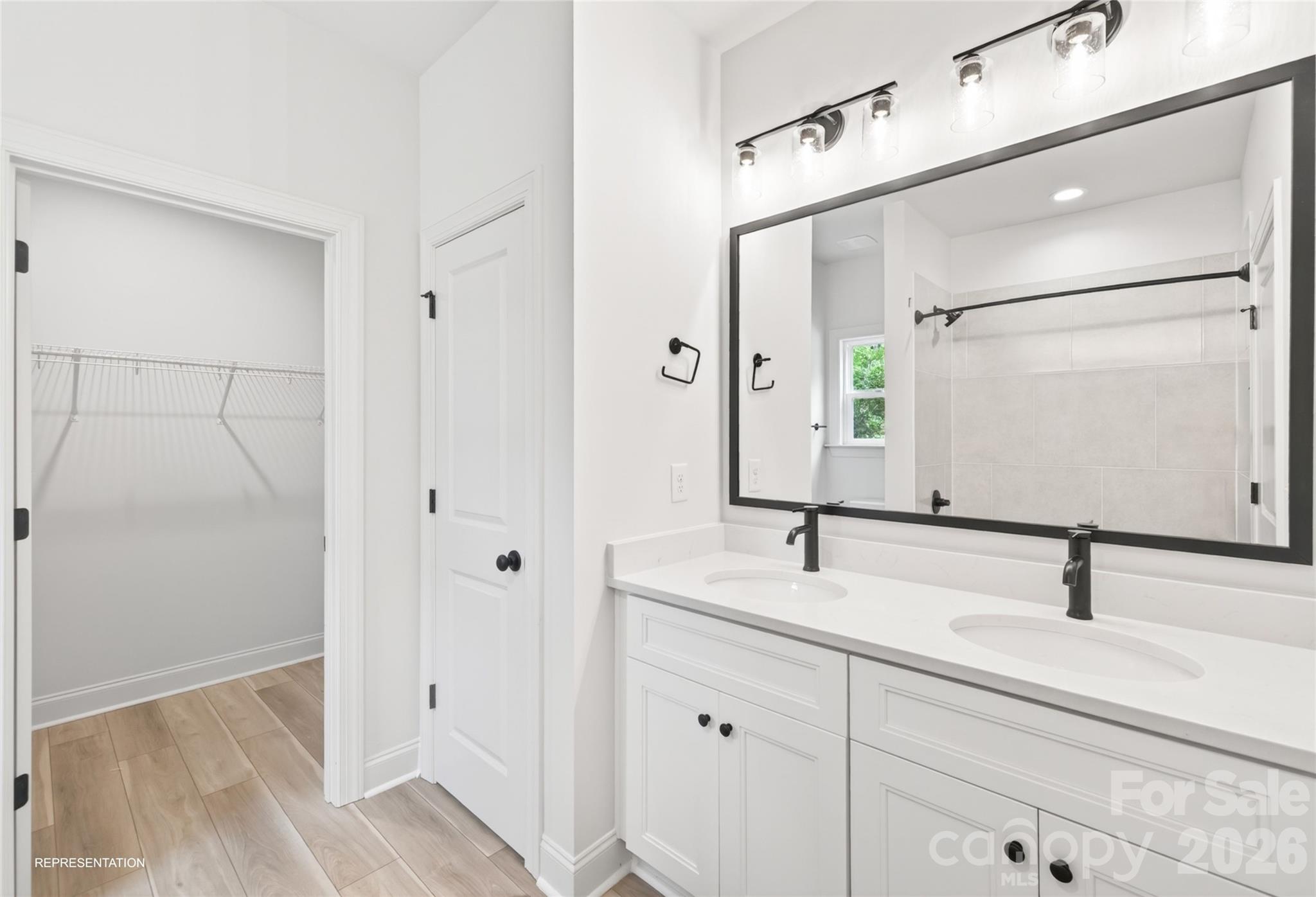 9006 Pinenoll Lane — Charlotte