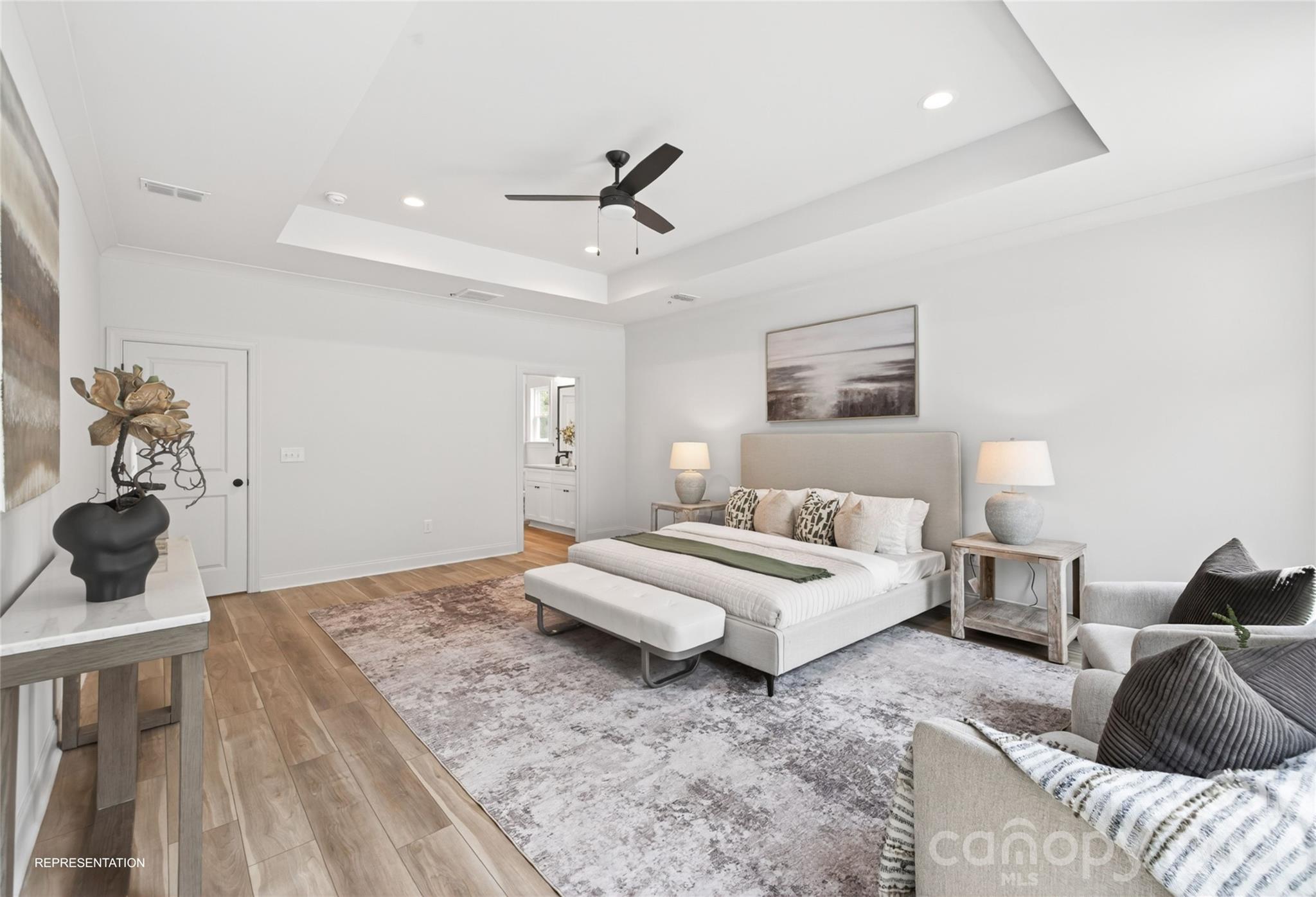 9006 Pinenoll Lane — Charlotte