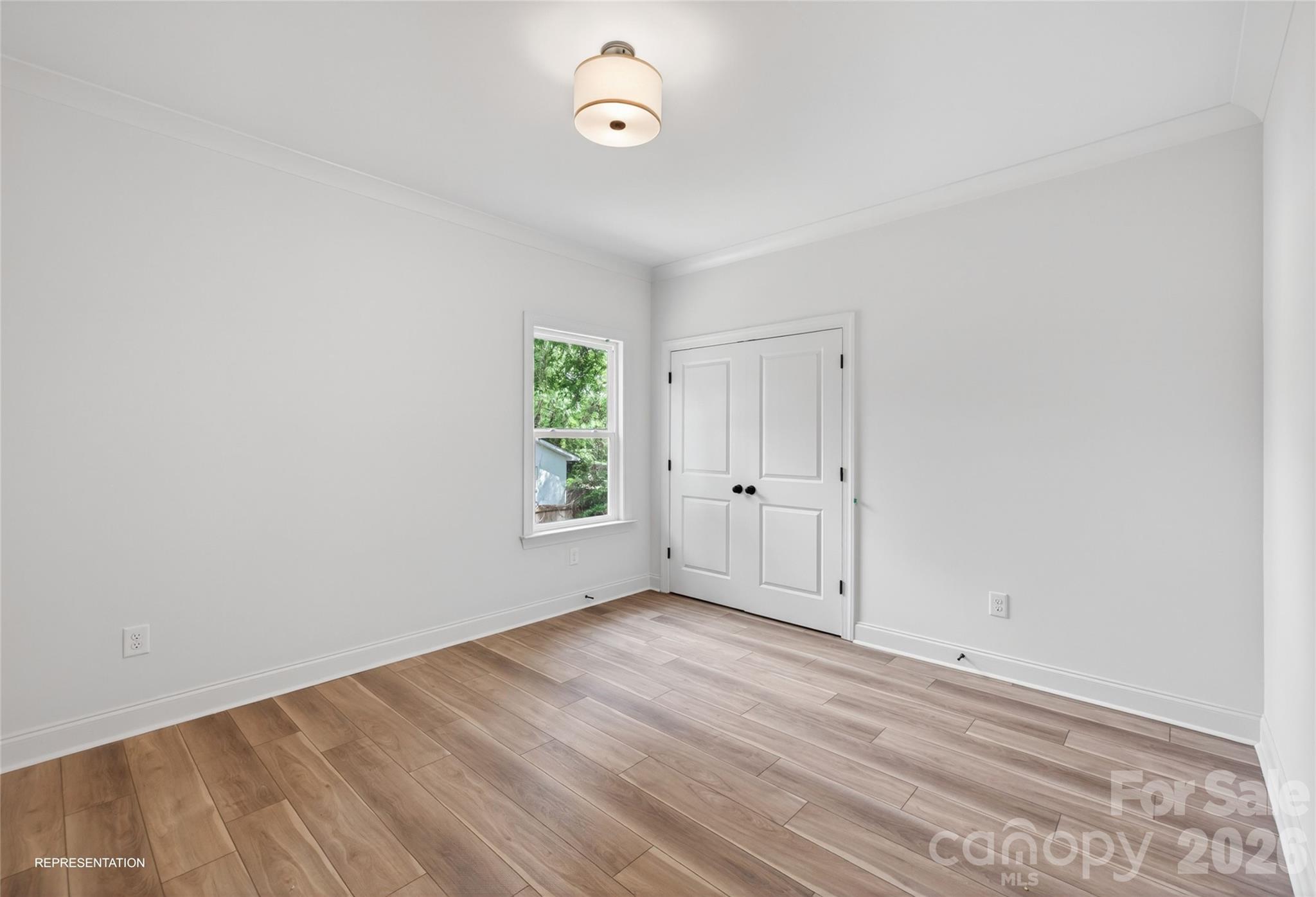 9006 Pinenoll Lane — Charlotte