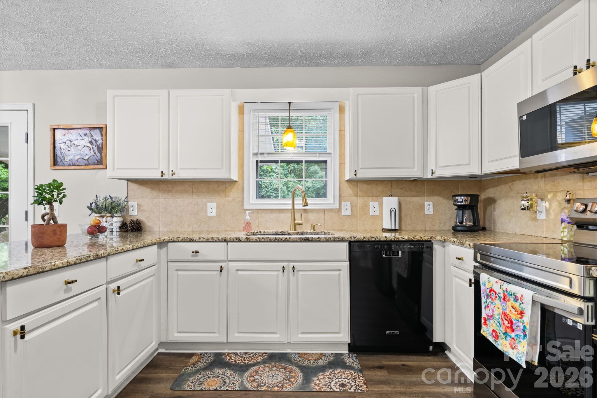 8791 Lisa Trail — Connelly Springs