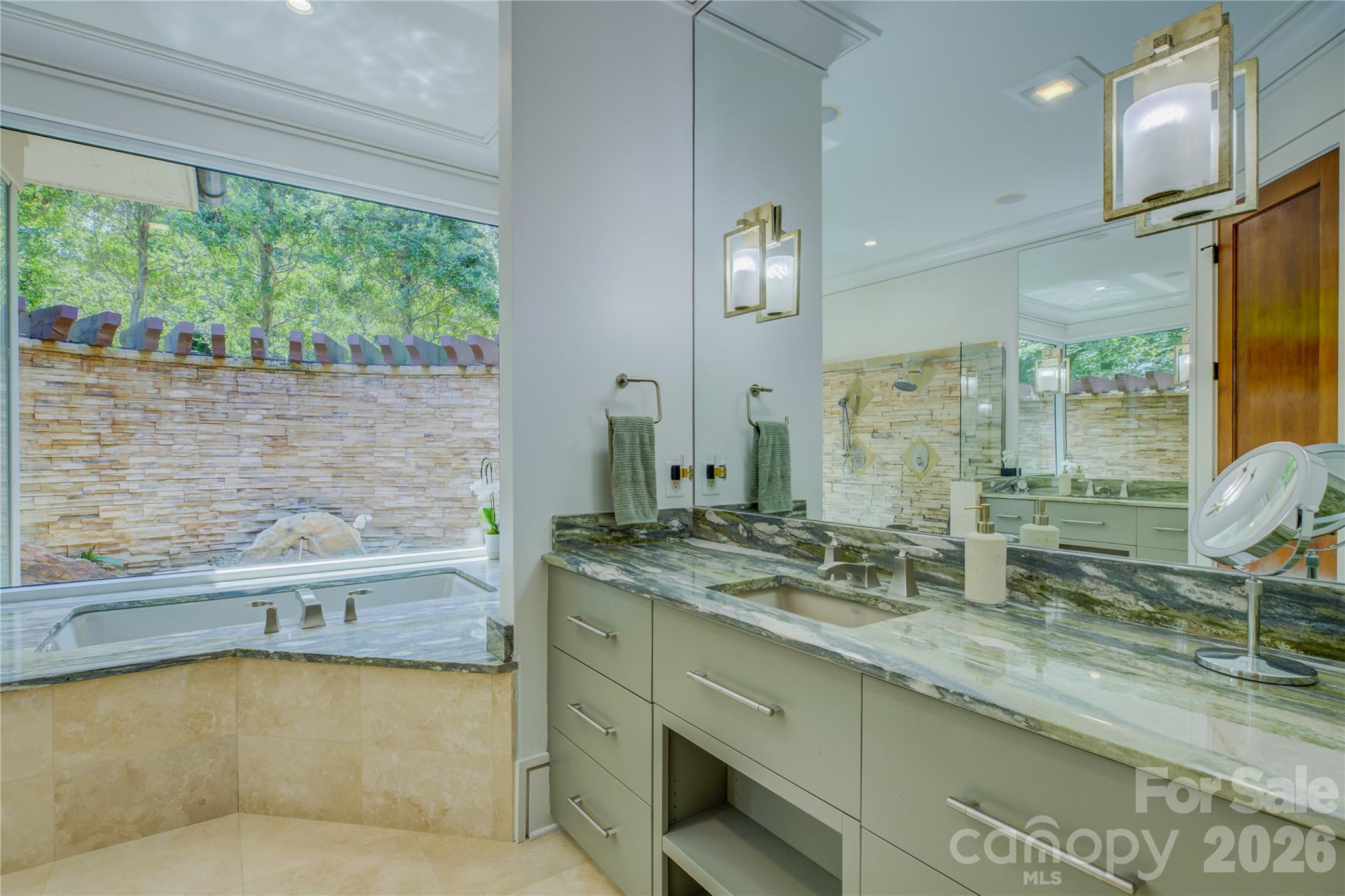 10310 Wildlife Road — Charlotte
