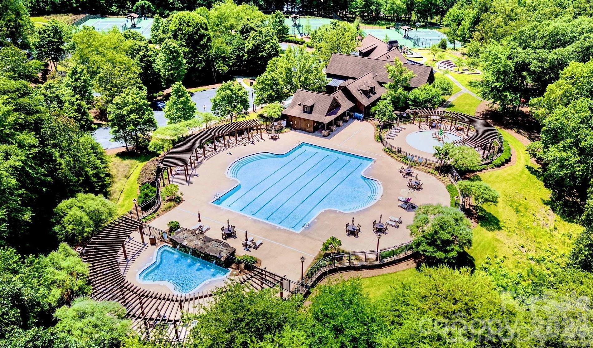 10310 Wildlife Road — Charlotte