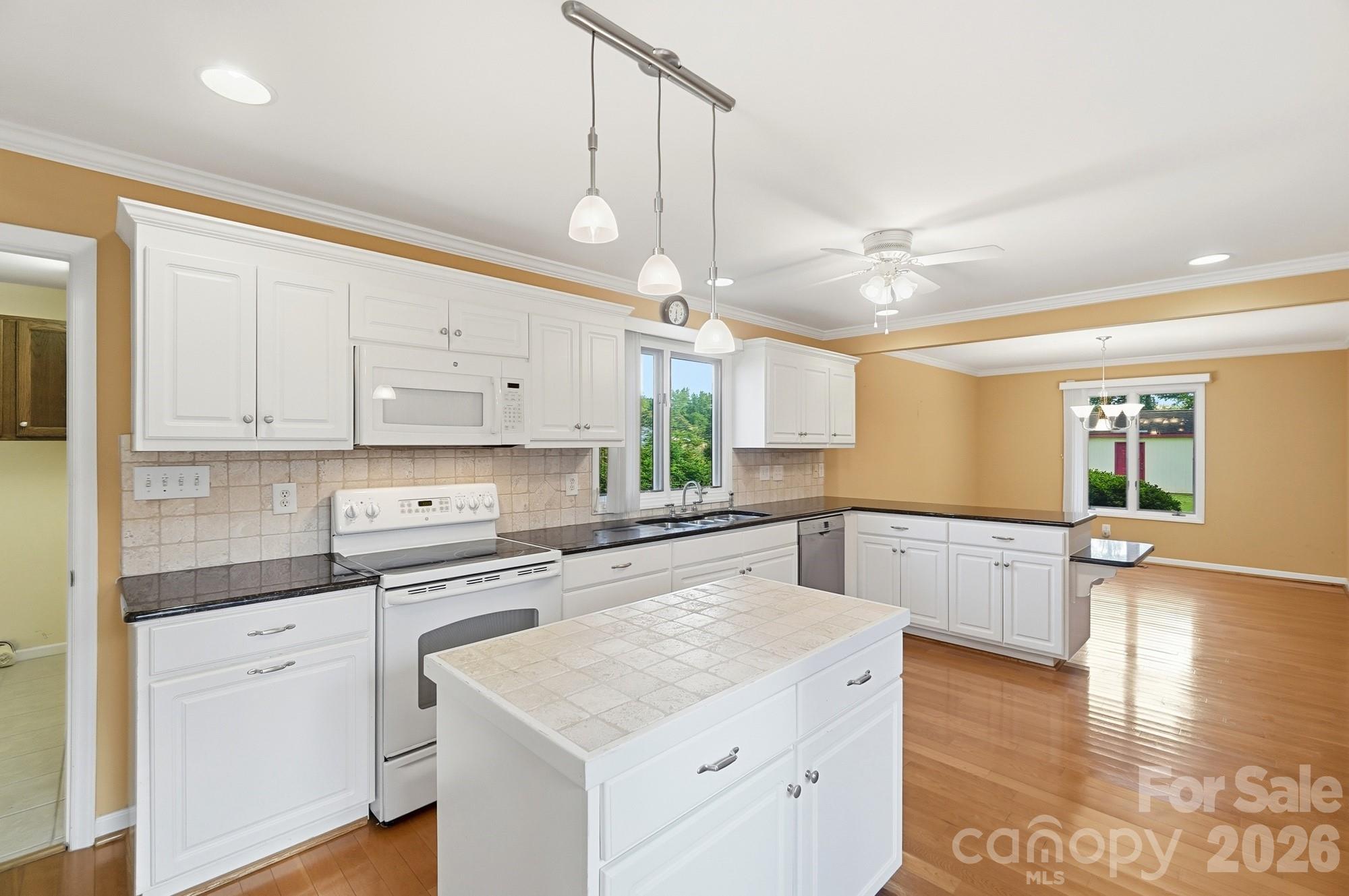 197 Park Road — Mount Holly