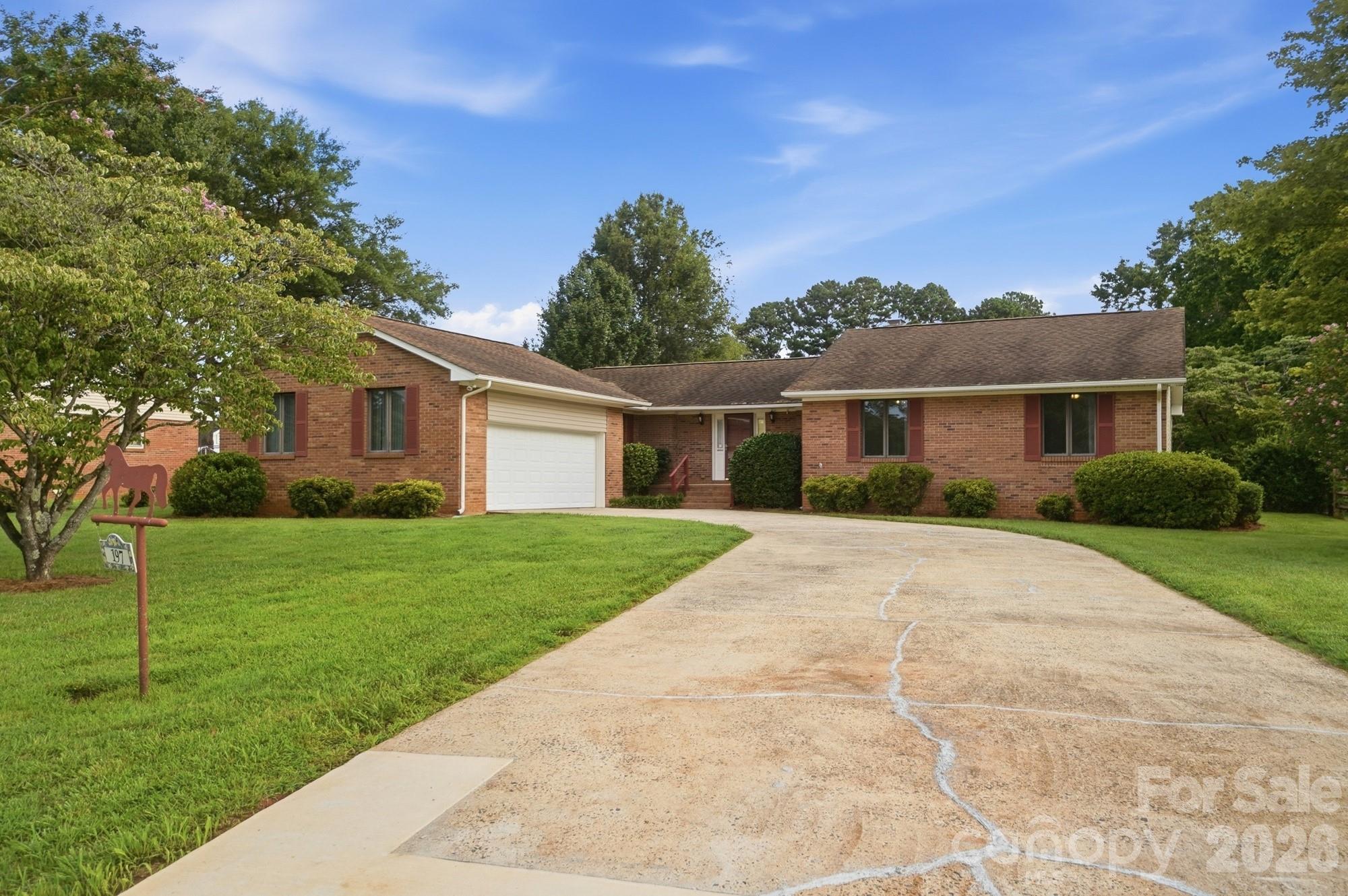 197 Park Road — Mount Holly