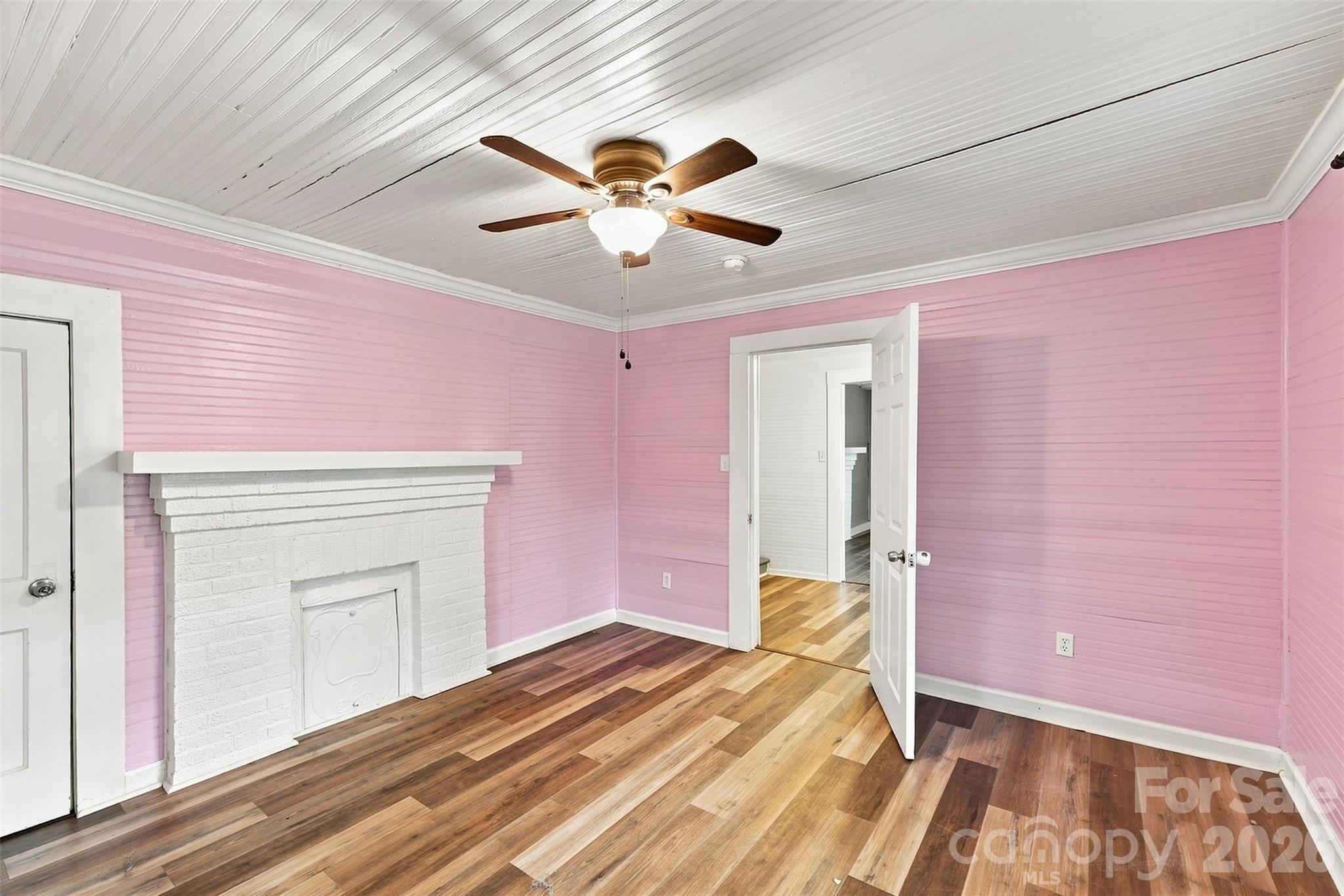 503 Shearers Road — Mooresville