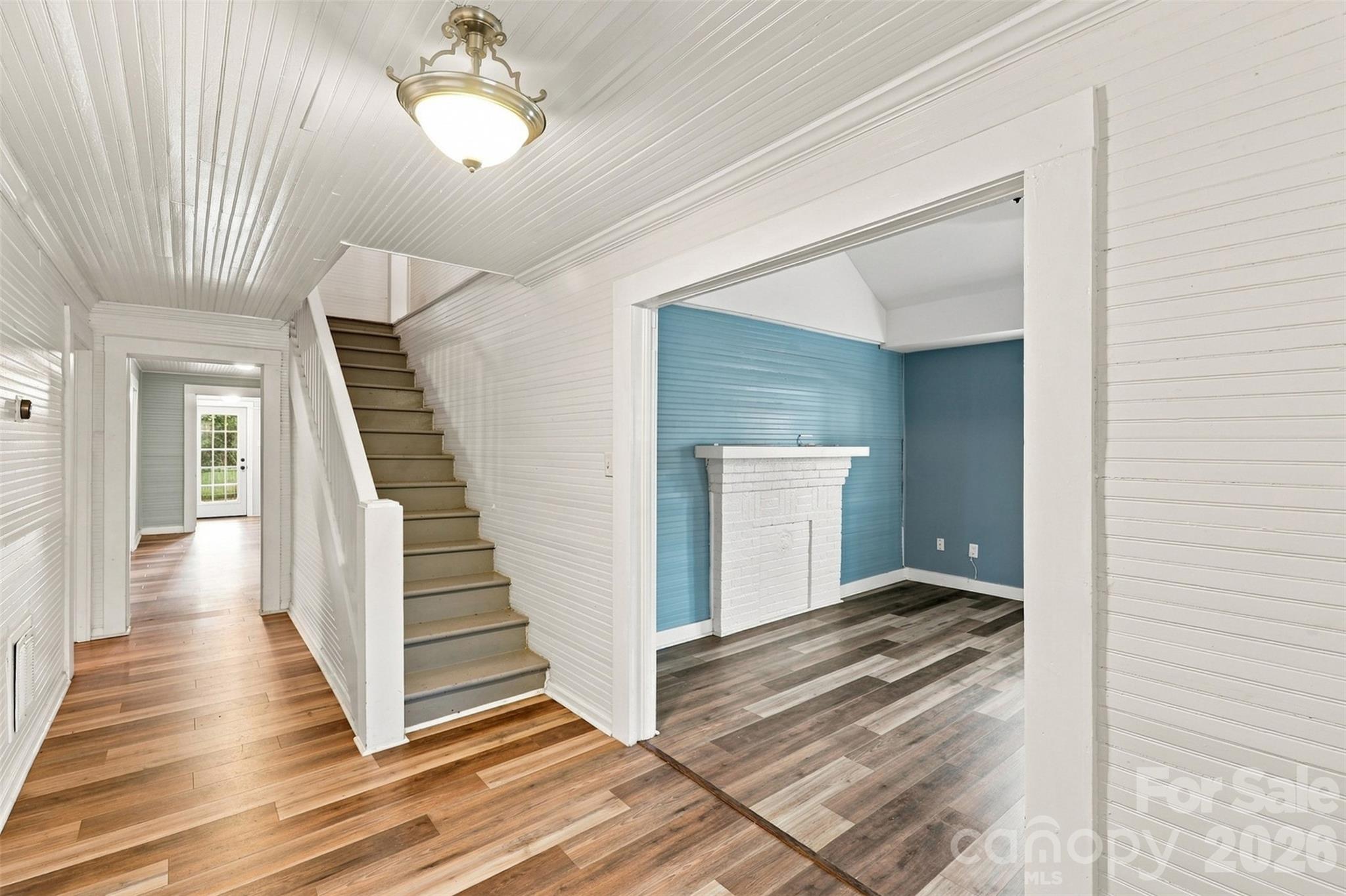 503 Shearers Road — Mooresville