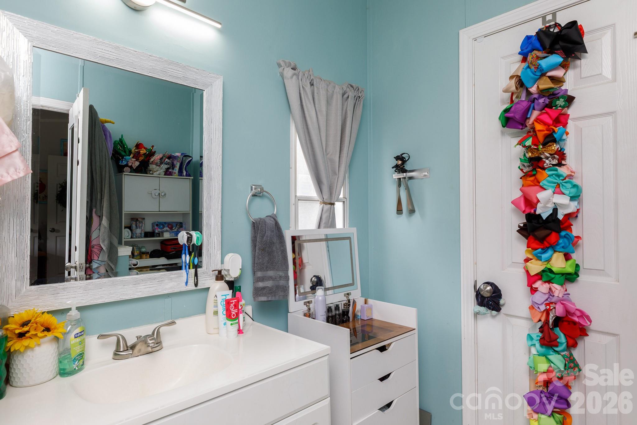 120 Creekstone Lane — York