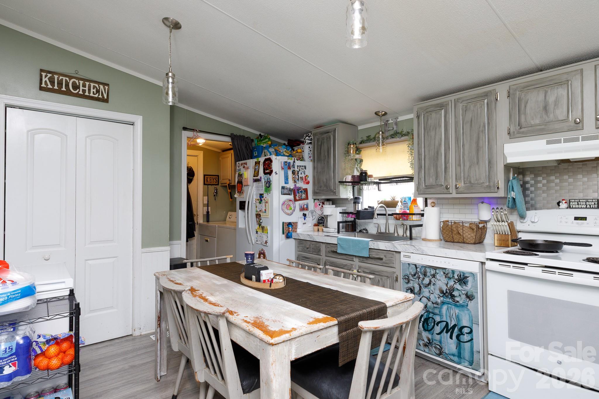 120 Creekstone Lane — York