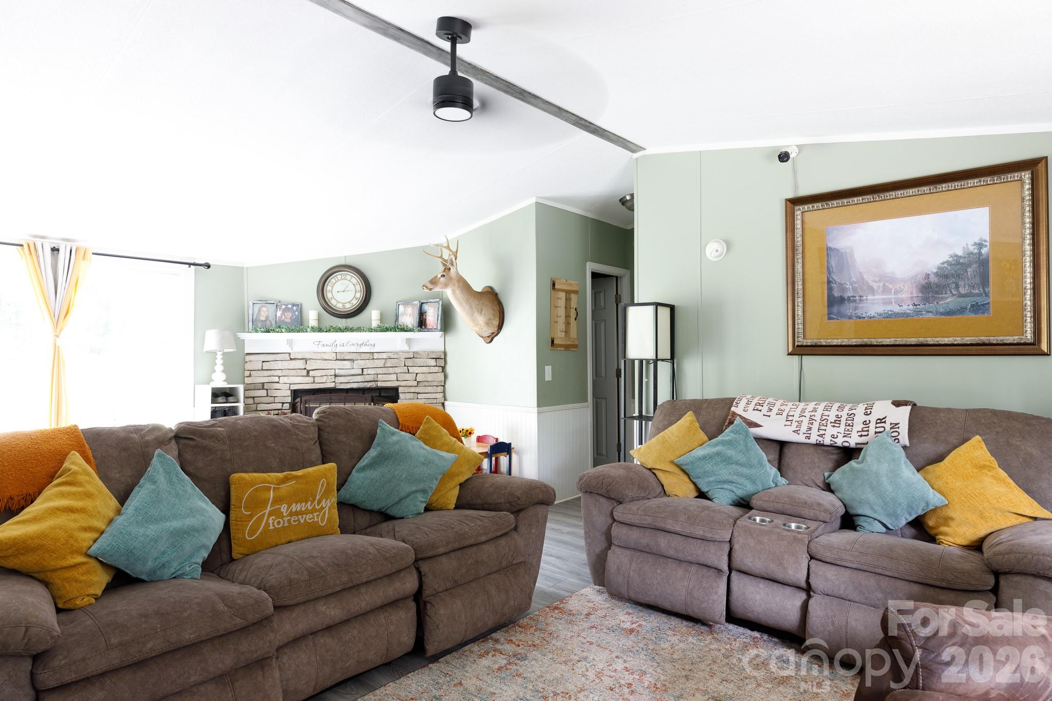 120 Creekstone Lane — York