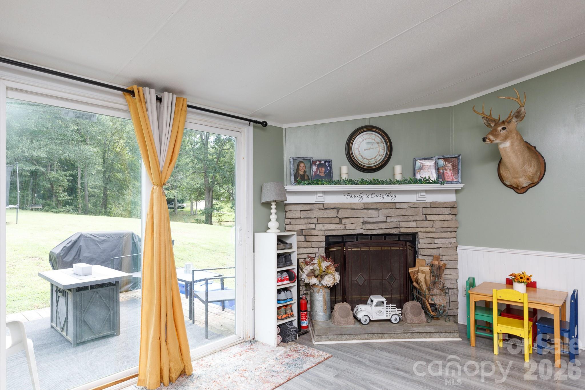 120 Creekstone Lane — York