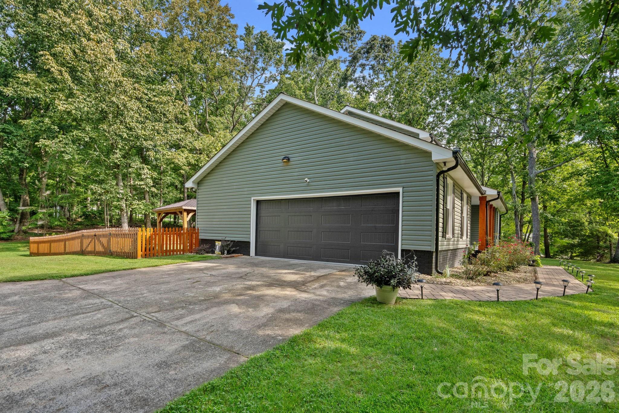 2981 Oak Ridge Circle — Lincolnton