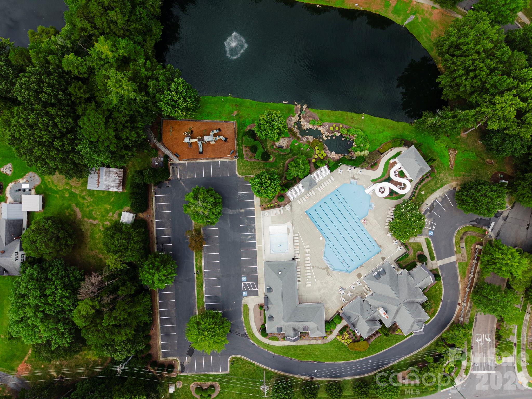 8008 Willow Branch Drive — Waxhaw