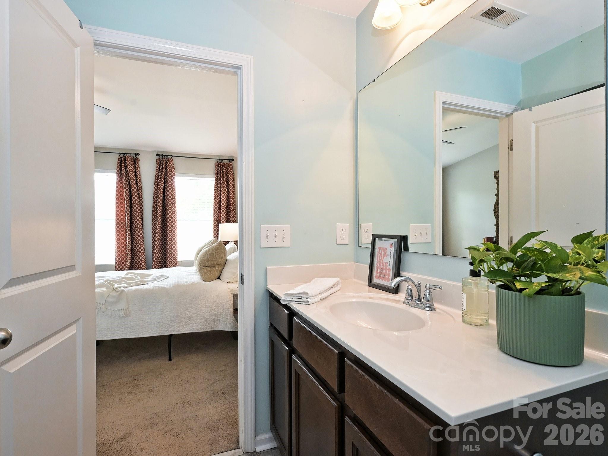 13748 Calloway Glen Drive — Charlotte