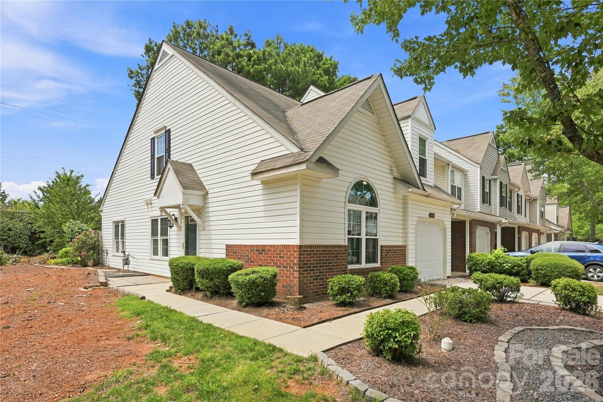 9609 Jack Russell Court — Charlotte