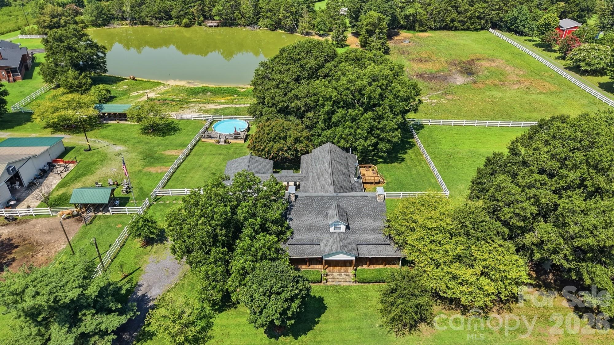 176 Meek Road — Gastonia