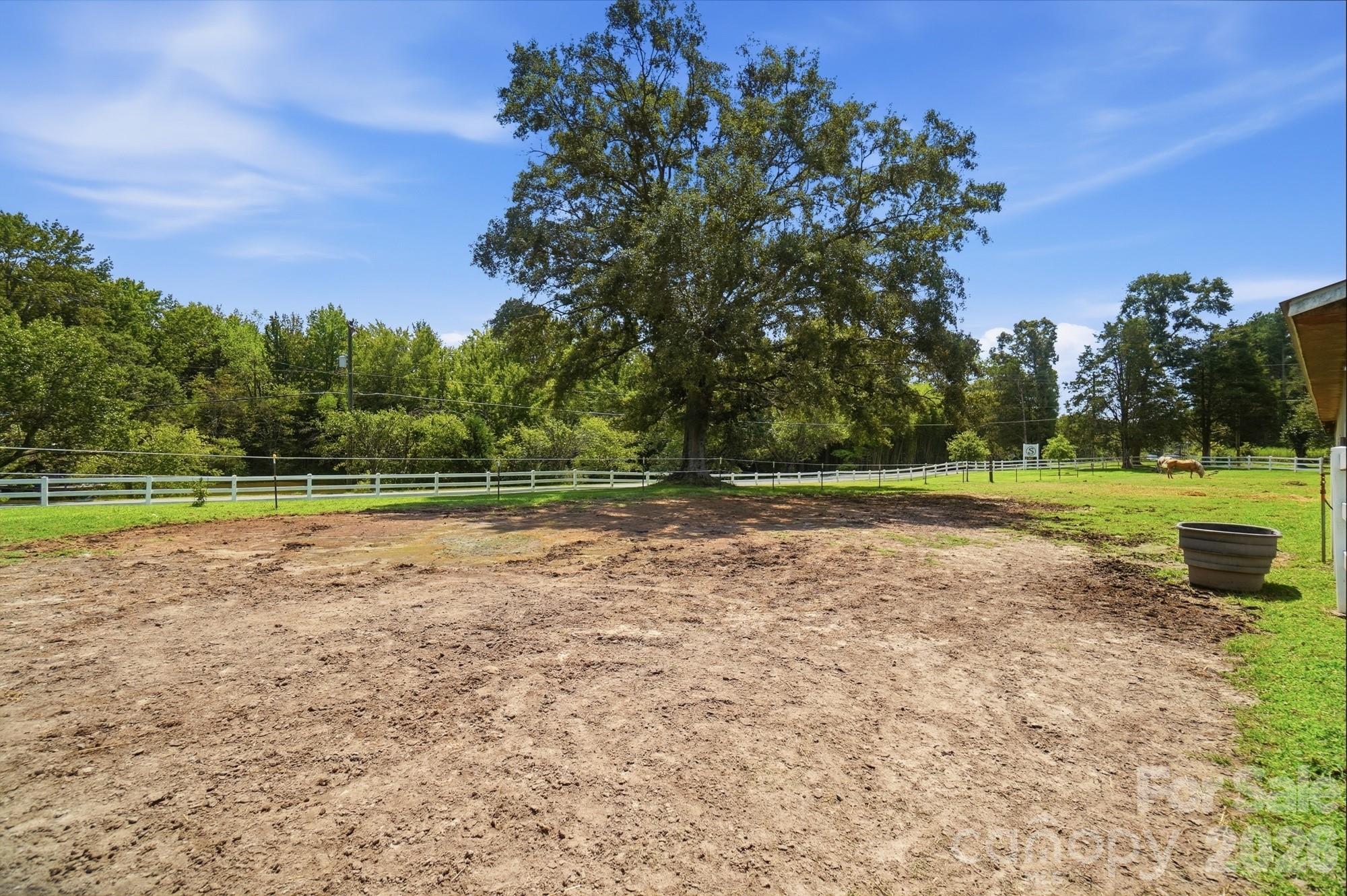 176 Meek Road — Gastonia