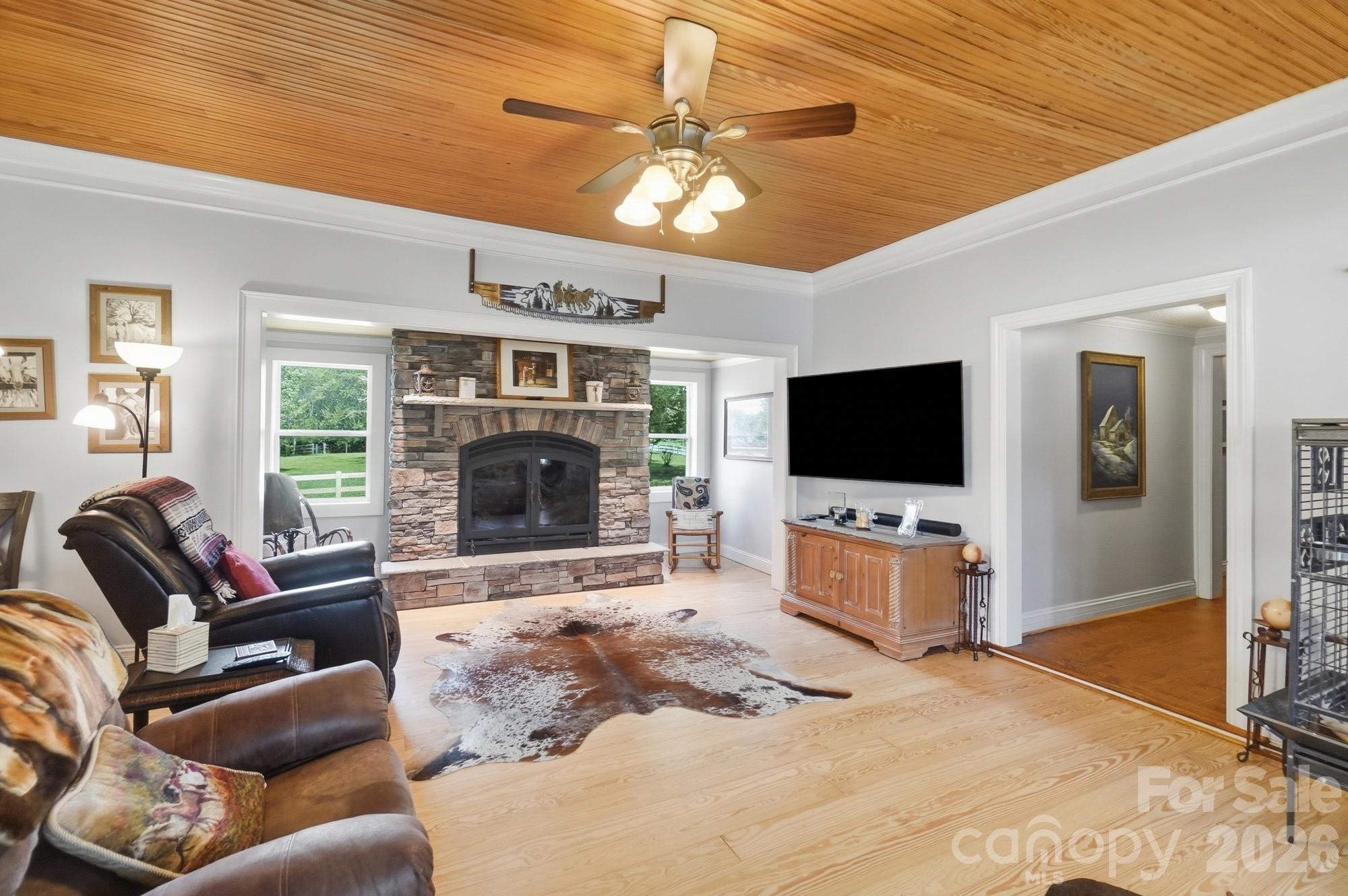 176 Meek Road — Gastonia