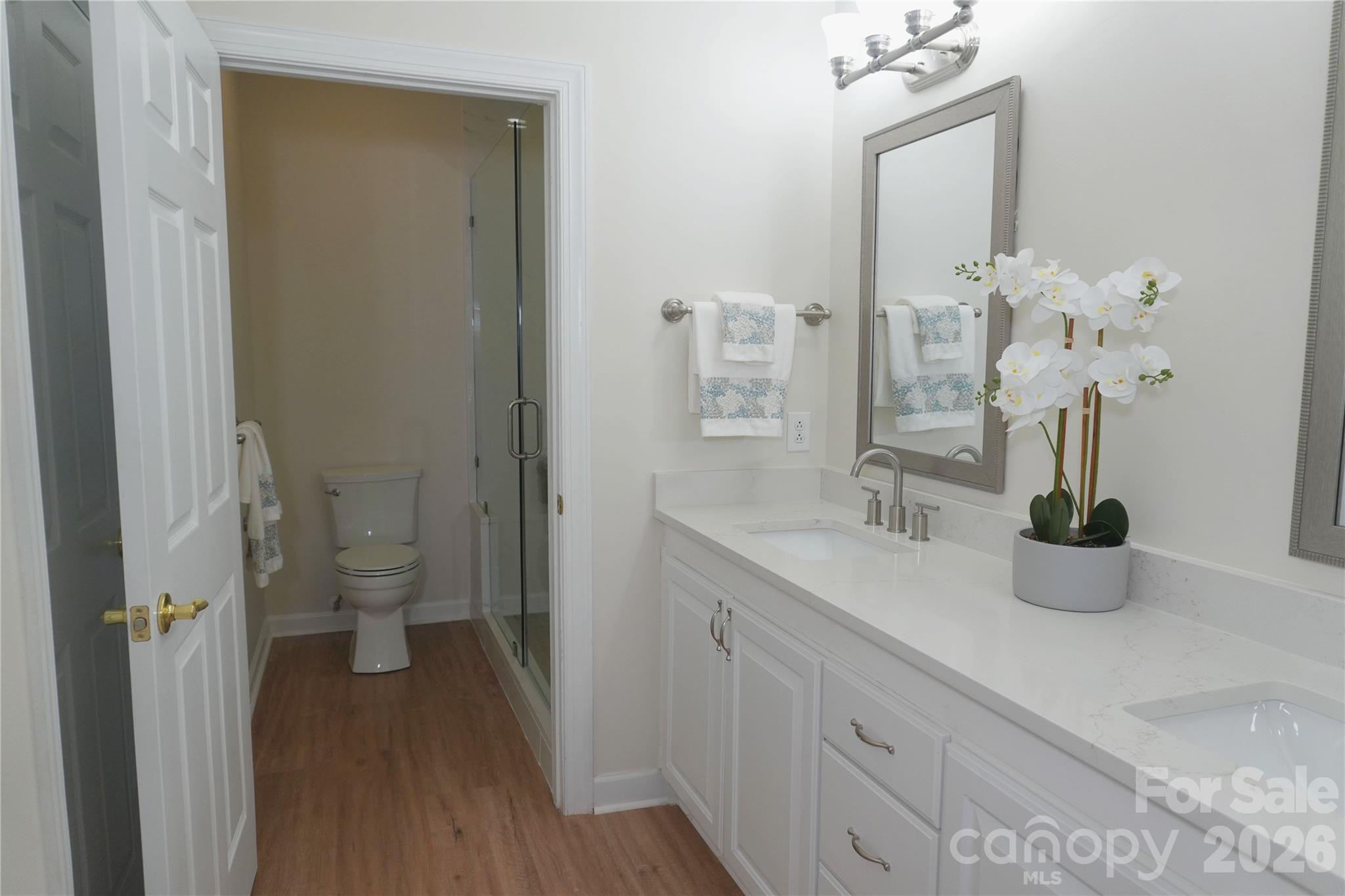 9920 Park Willow Drive — Charlotte