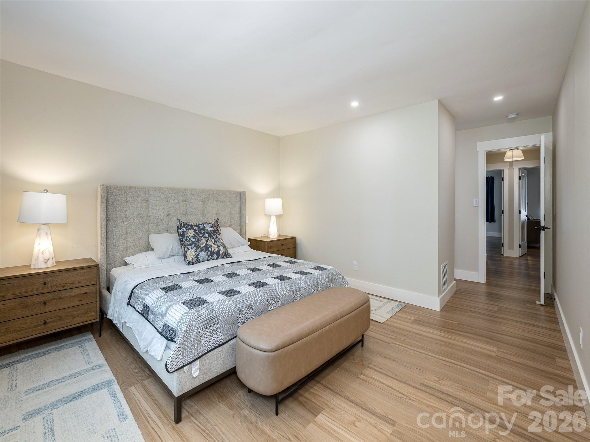 433 Crowfields Drive — Asheville