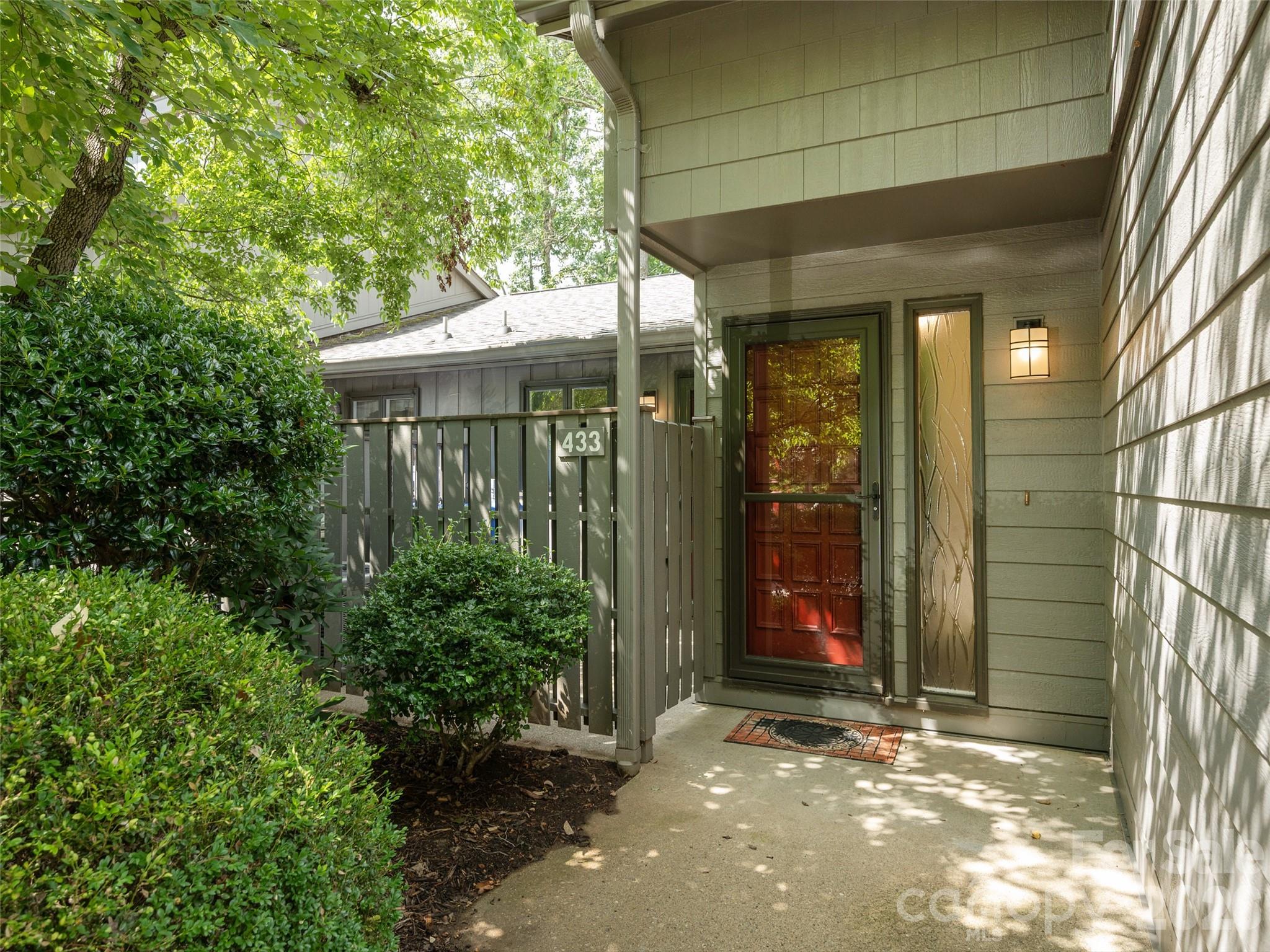 433 Crowfields Drive — Asheville