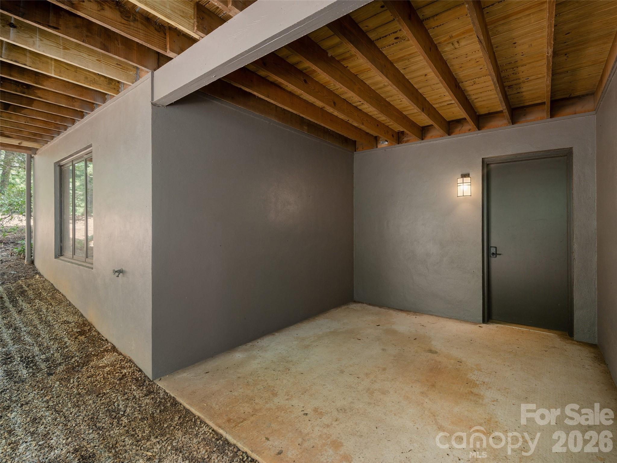 433 Crowfields Drive — Asheville