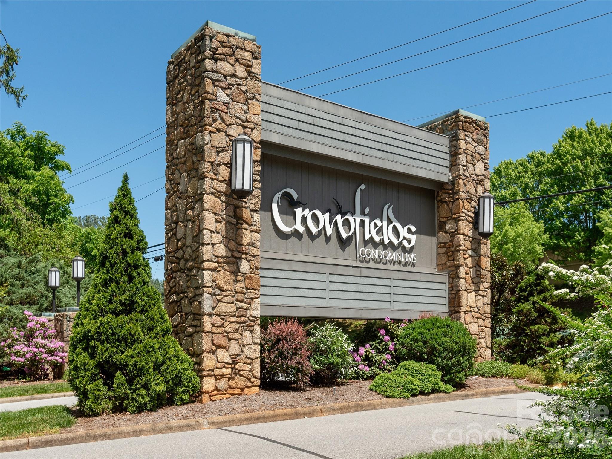 433 Crowfields Drive — Asheville