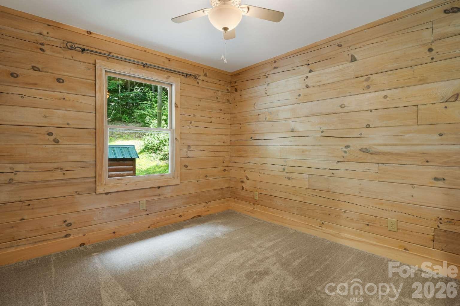 382 Paint Fork Road — Barnardsville