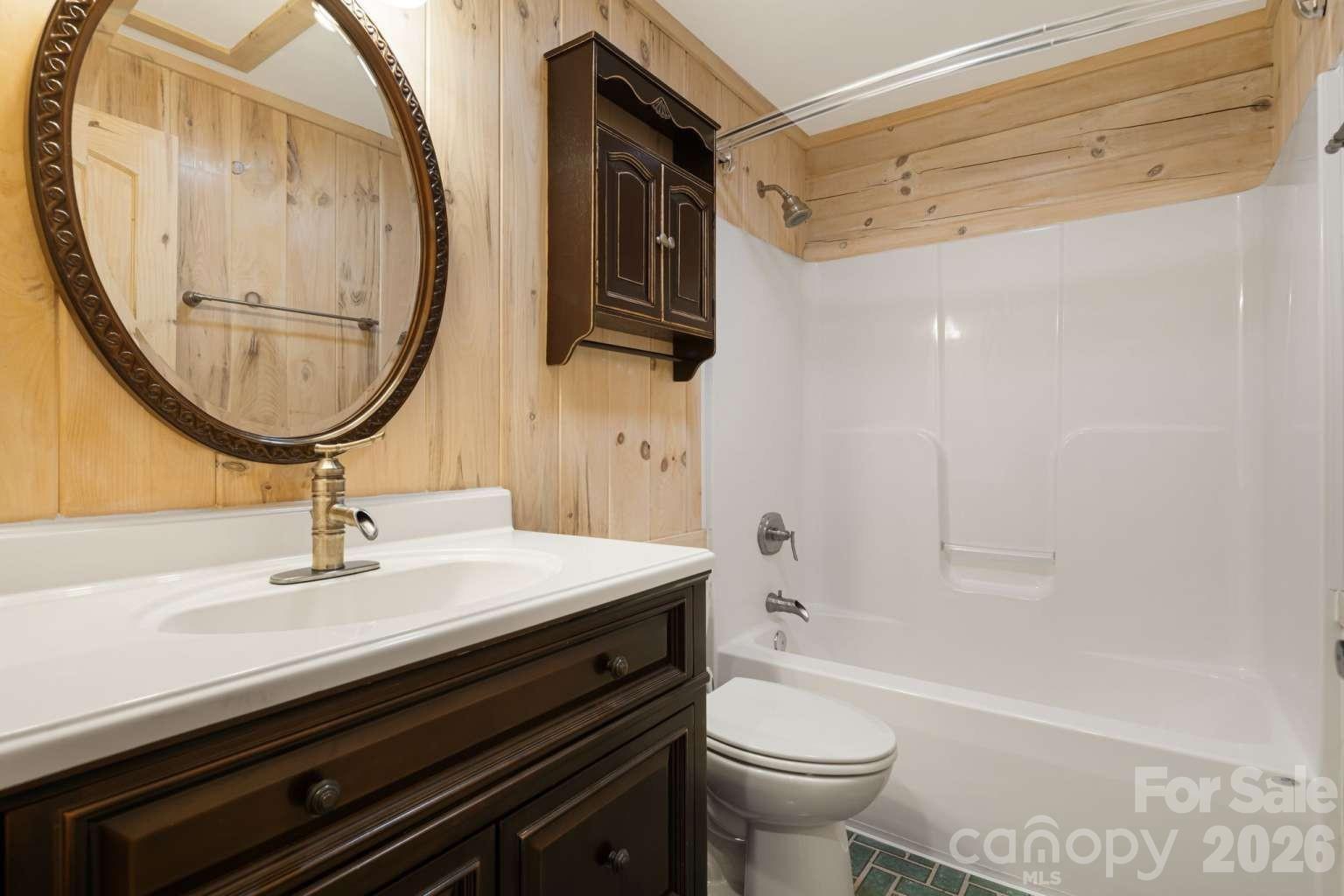 382 Paint Fork Road — Barnardsville