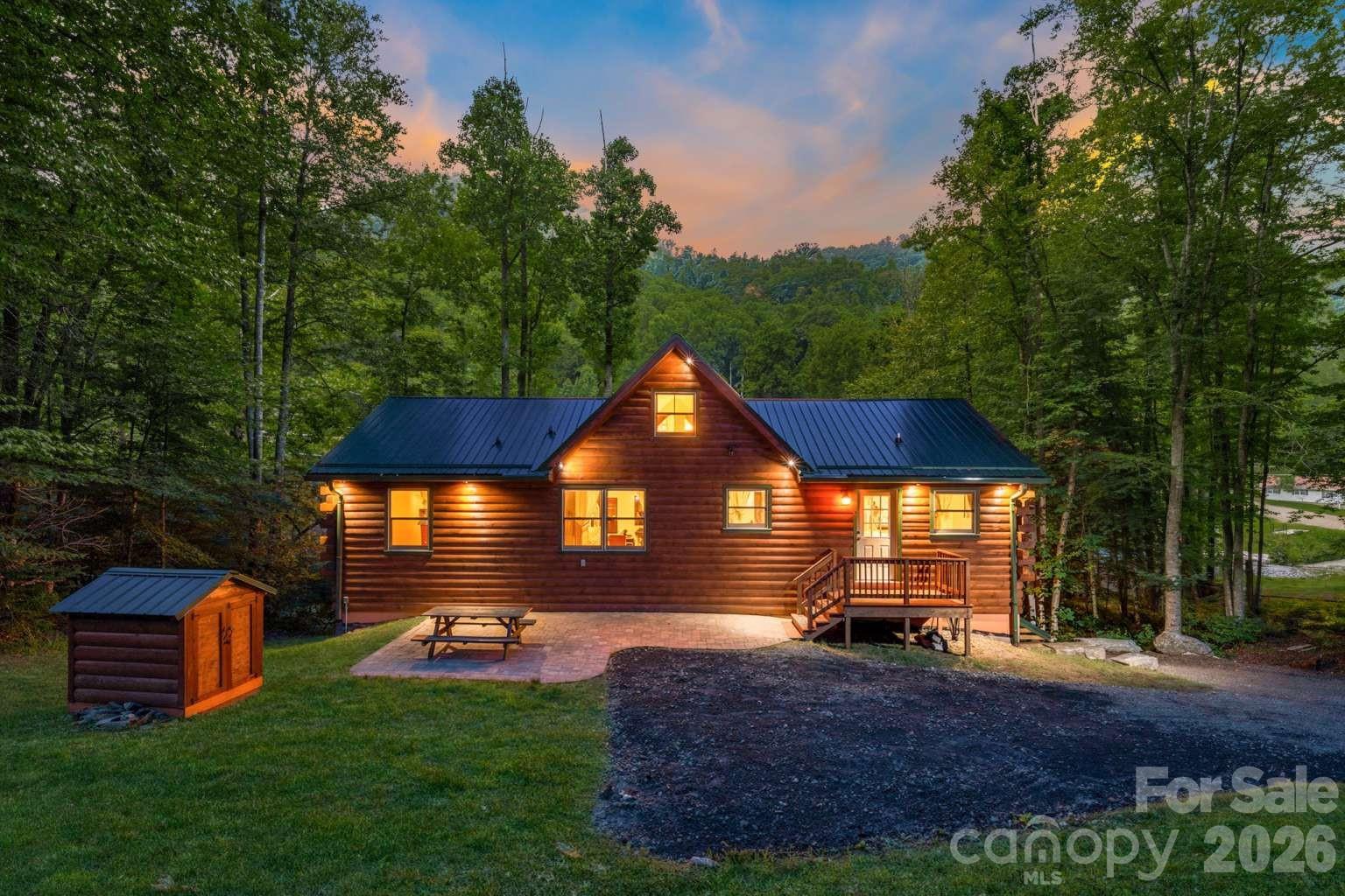 382 Paint Fork Road — Barnardsville