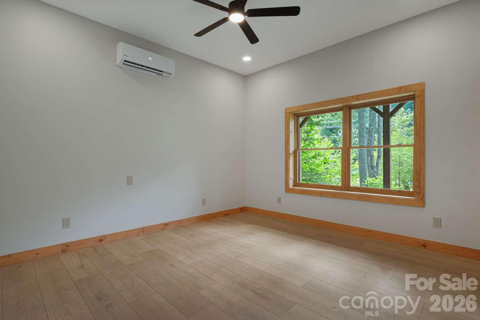 382 Paint Fork Road — Barnardsville