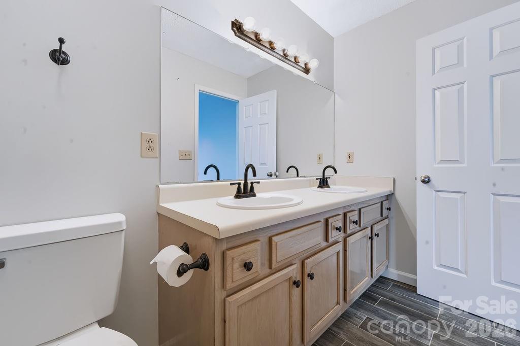 5139 Butner Drive — Hickory