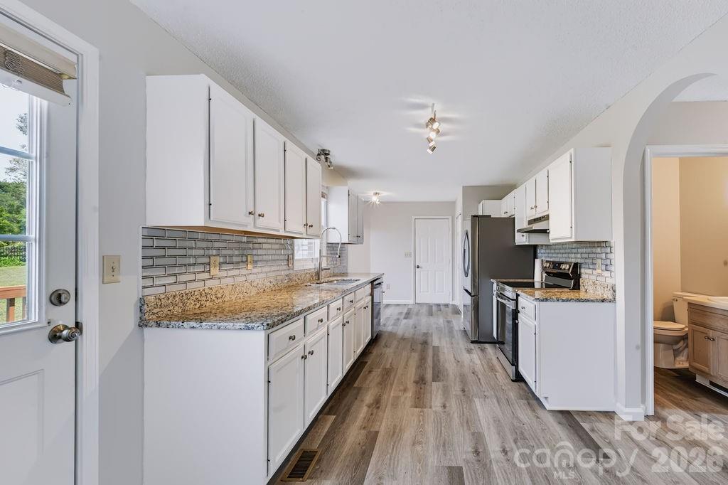 5139 Butner Drive — Hickory