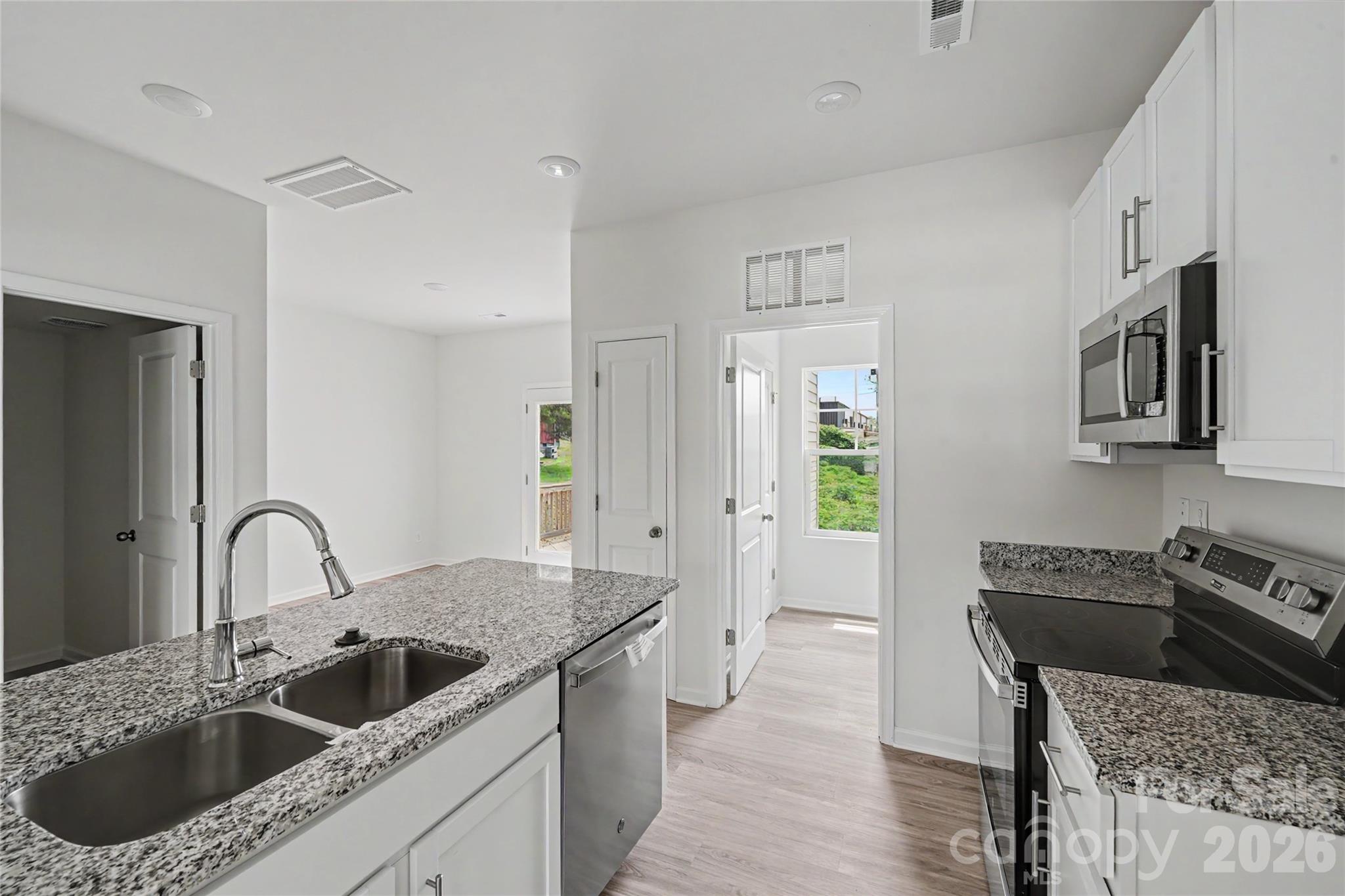 211 E 8th Avenue — Gastonia