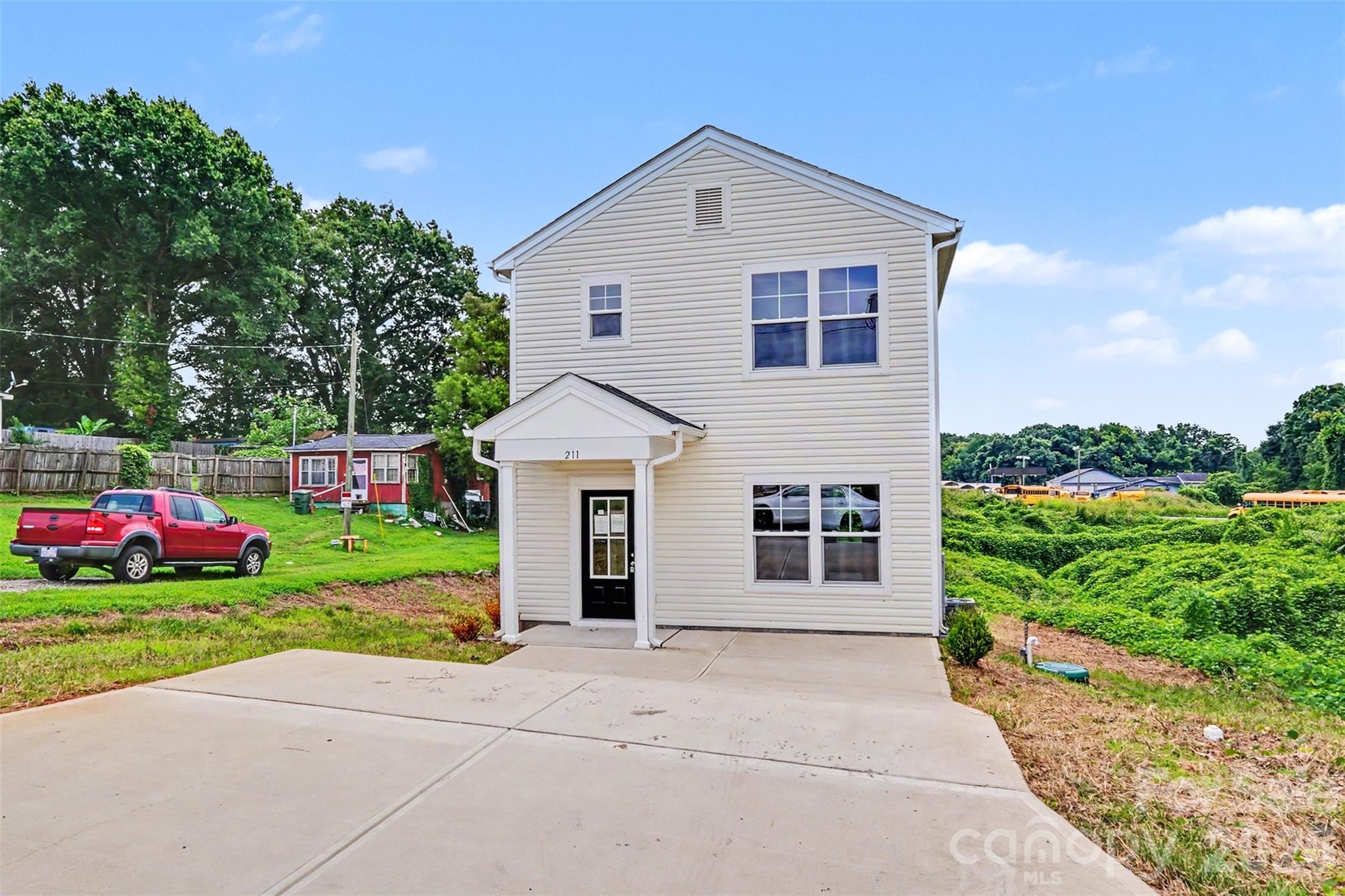 211 E 8th Avenue — Gastonia