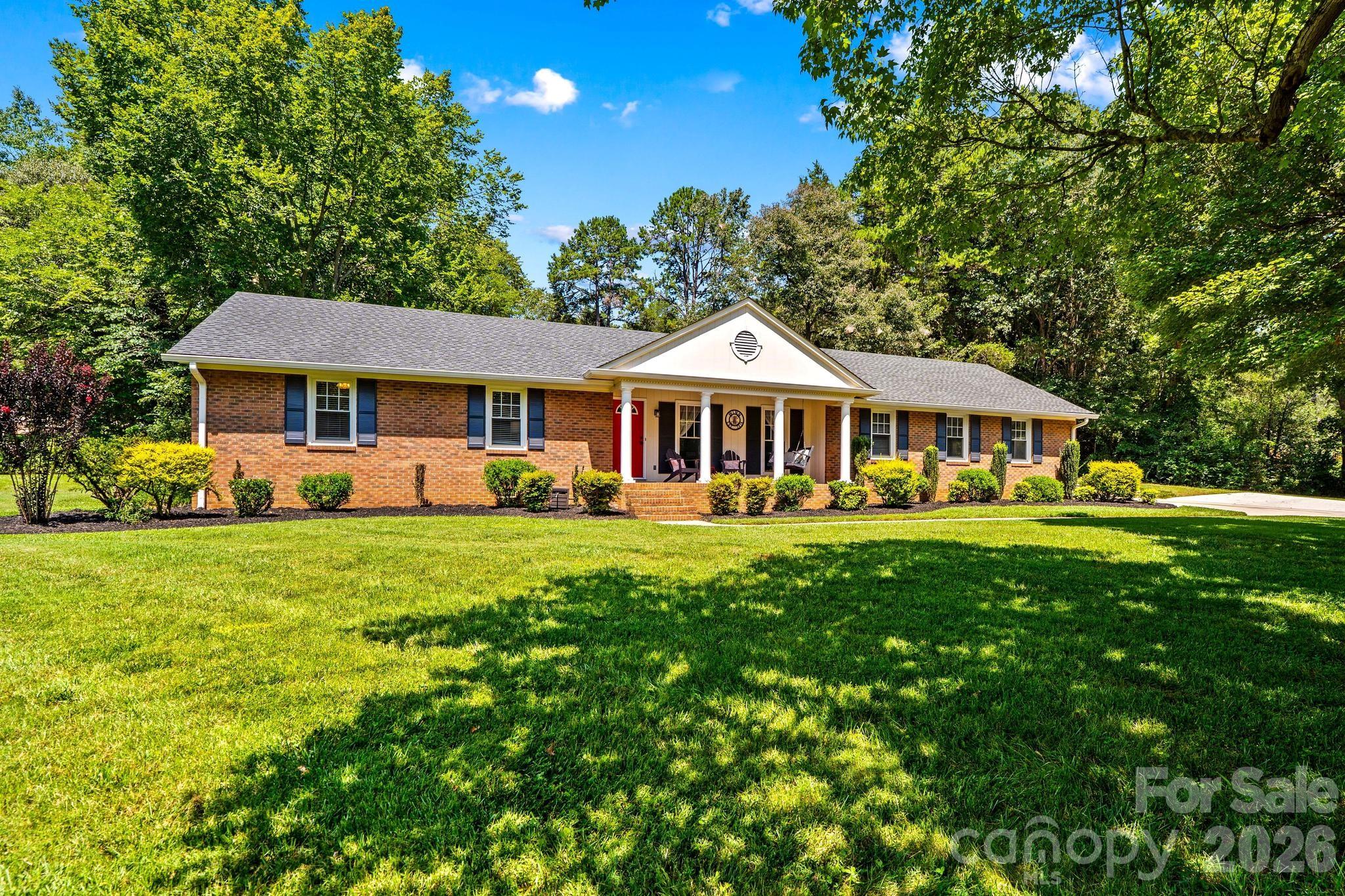 140 Spicewood Lane — Salisbury