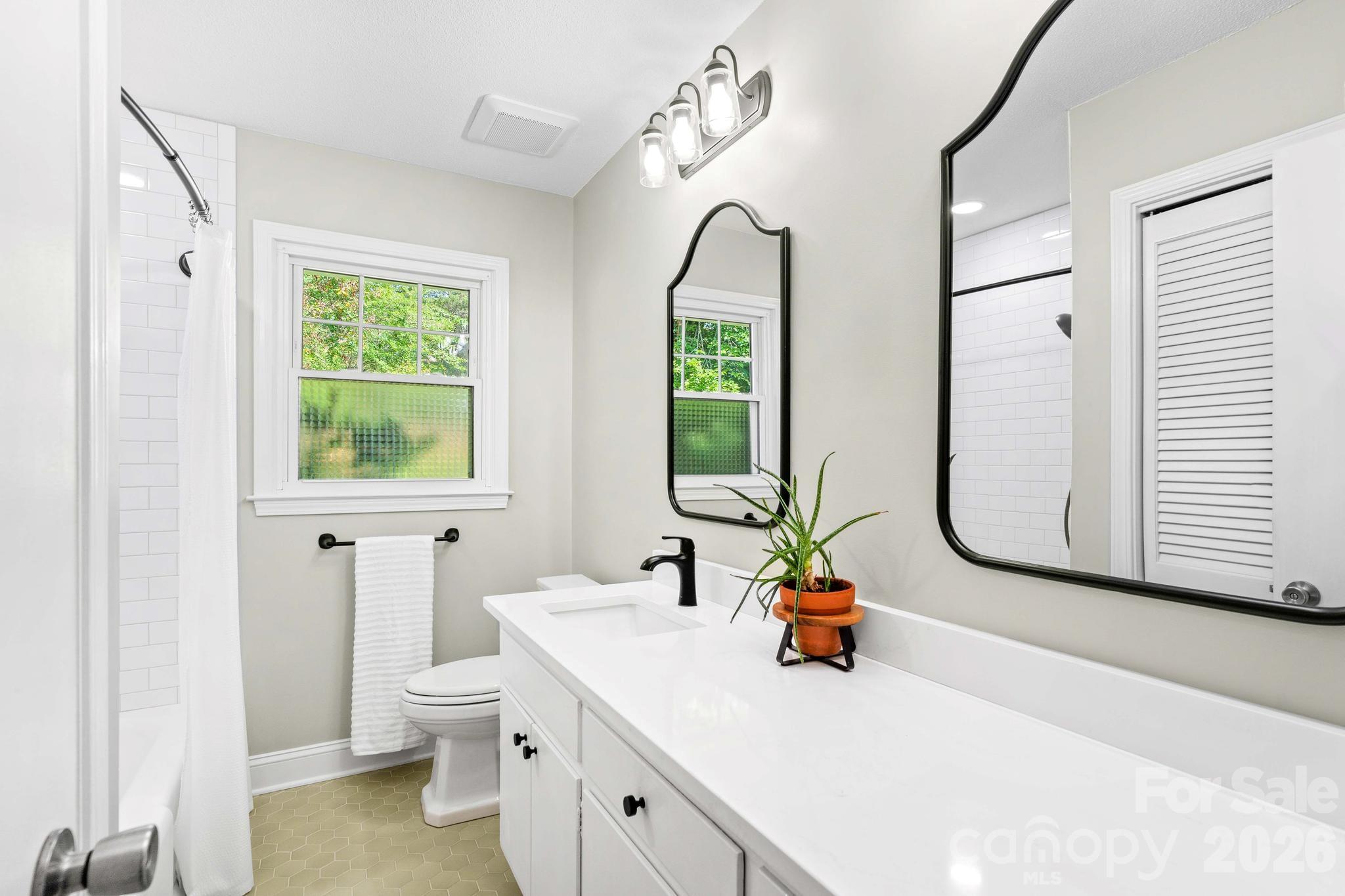 140 Spicewood Lane — Salisbury