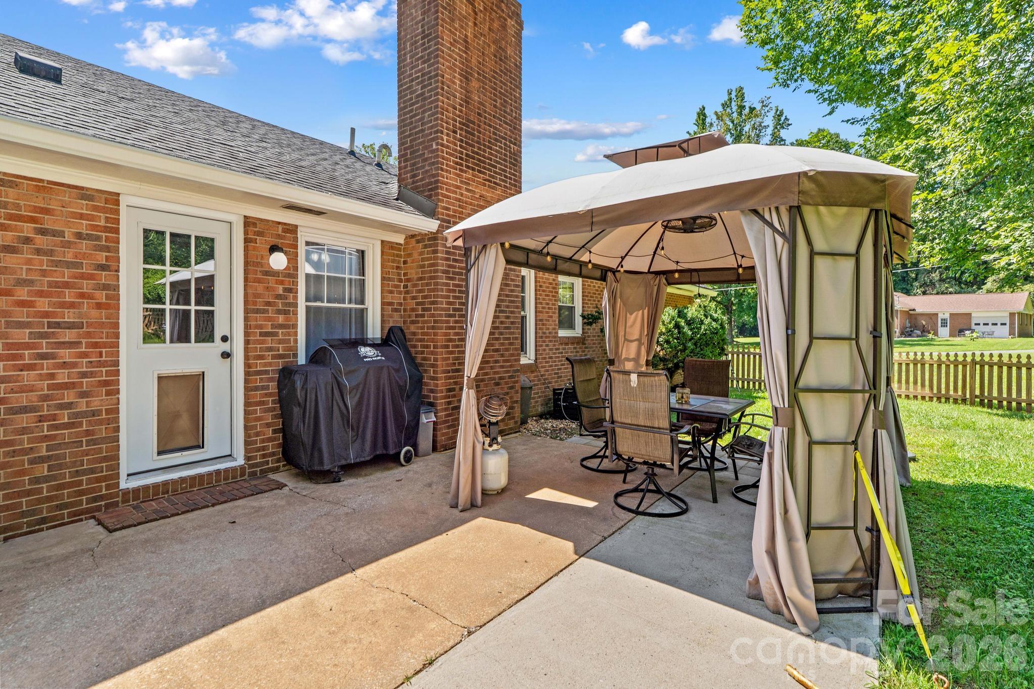 140 Spicewood Lane — Salisbury