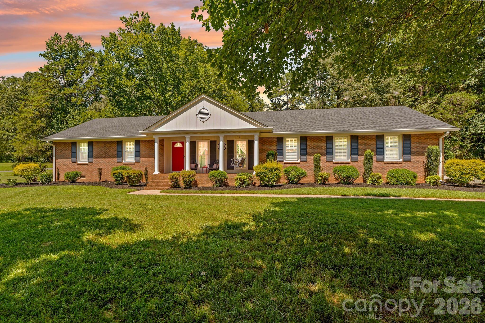 140 Spicewood Lane — Salisbury