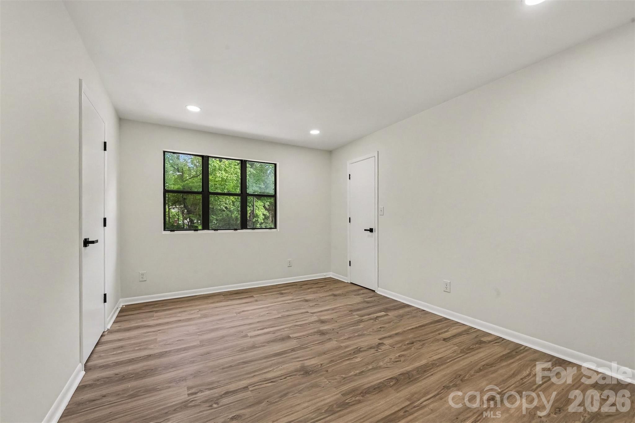 8027 Cedar Glen Drive — Charlotte